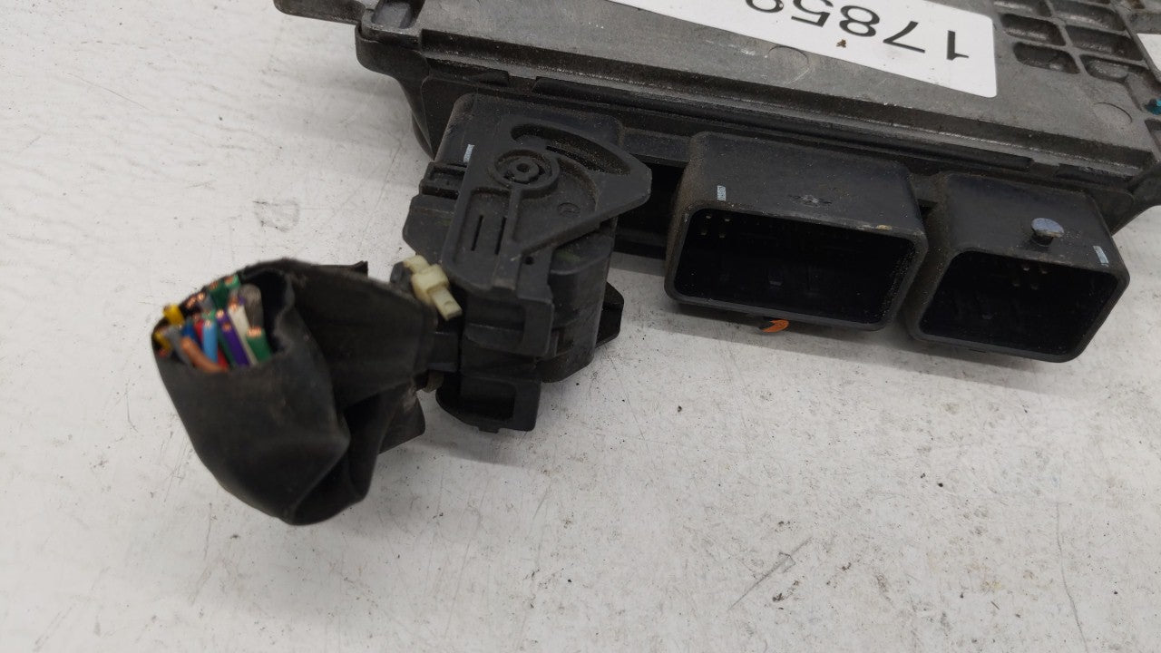 2012 Nissan Versa PCM Engine Control Computer ECU ECM PCU OEM P/N:MEC910-041 31036-3AA6B, BEM332-300, MEC910-040, EC000-811 
