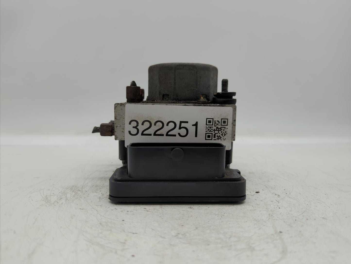 2012 Nissan Versa ABS Pump Control Module Replacement P/N:47660 3BB0A Fits OEM Used Auto Parts - Oemusedautoparts1.com