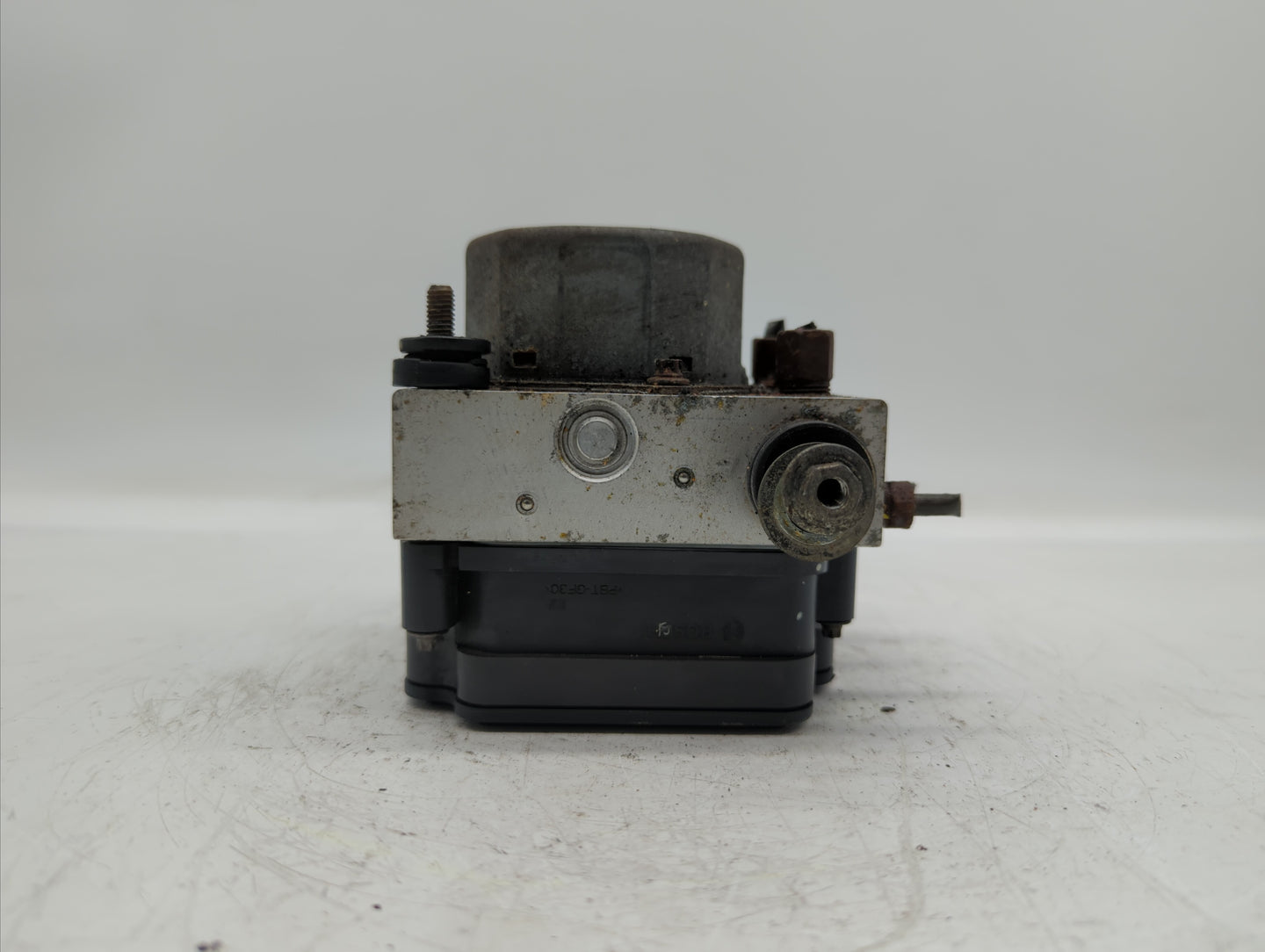 2012 Nissan Versa ABS Pump Control Module Replacement P/N:47660 3BB0A Fits OEM Used Auto Parts - Oemusedautoparts1.com