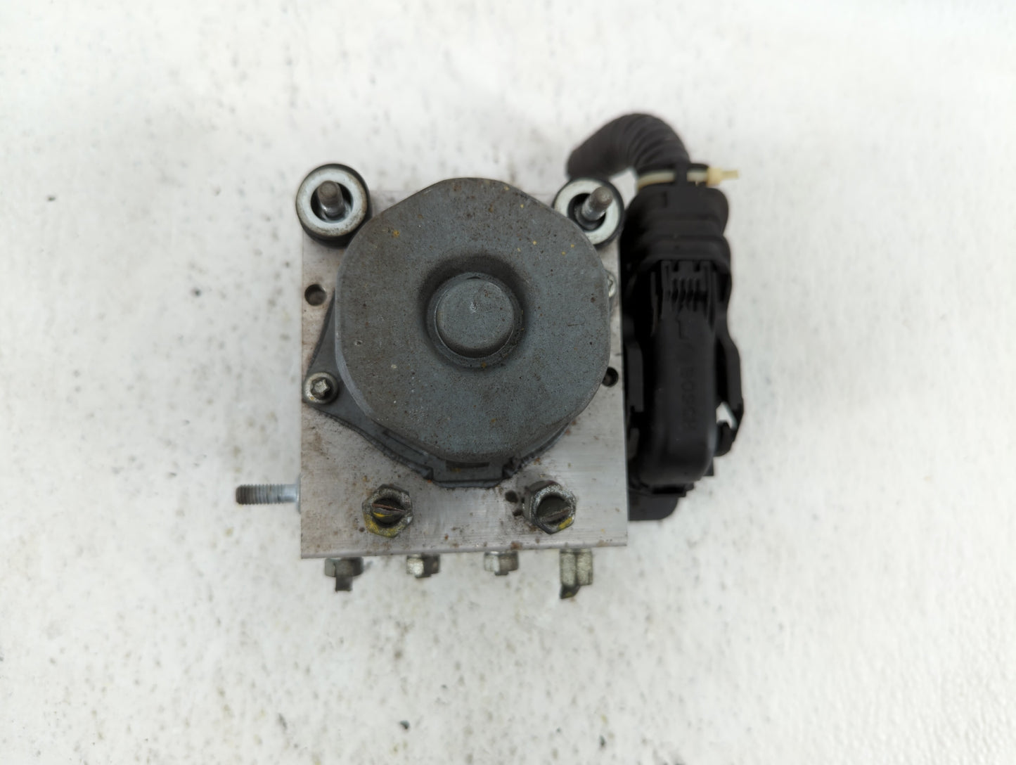 2012 Nissan Versa ABS Pump Control Module Replacement P/N:47660 3BB0A Fits OEM Used Auto Parts - Oemusedautoparts1.com