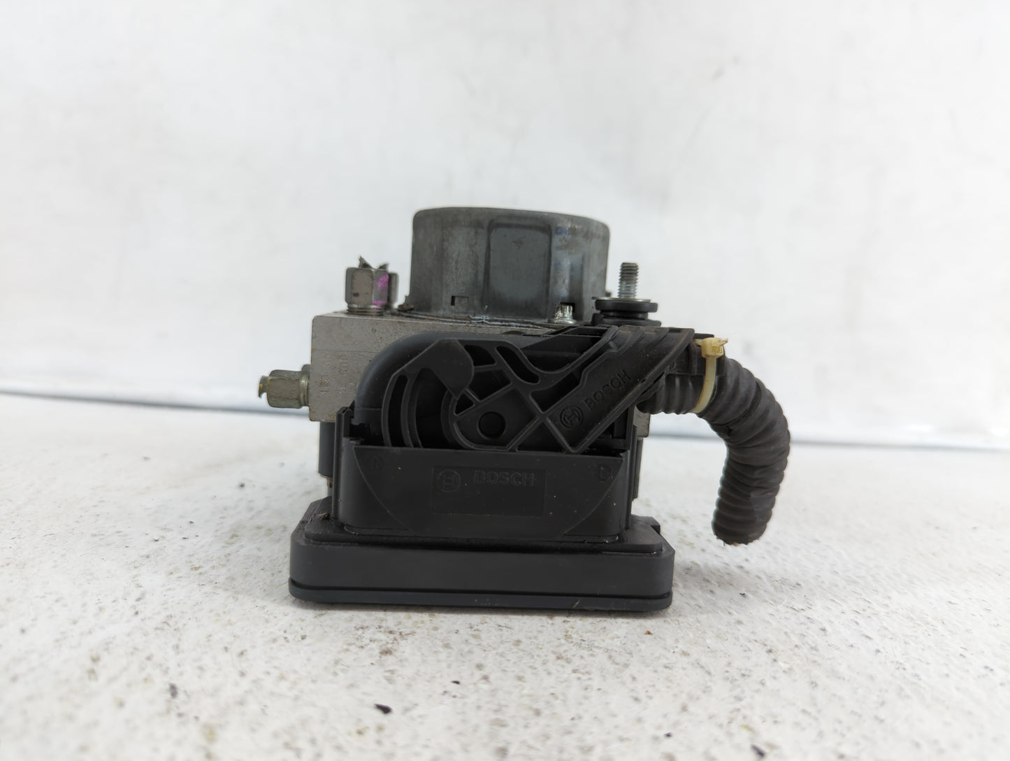 2012 Nissan Versa ABS Pump Control Module Replacement P/N:47660 3BB0A Fits OEM Used Auto Parts - Oemusedautoparts1.com