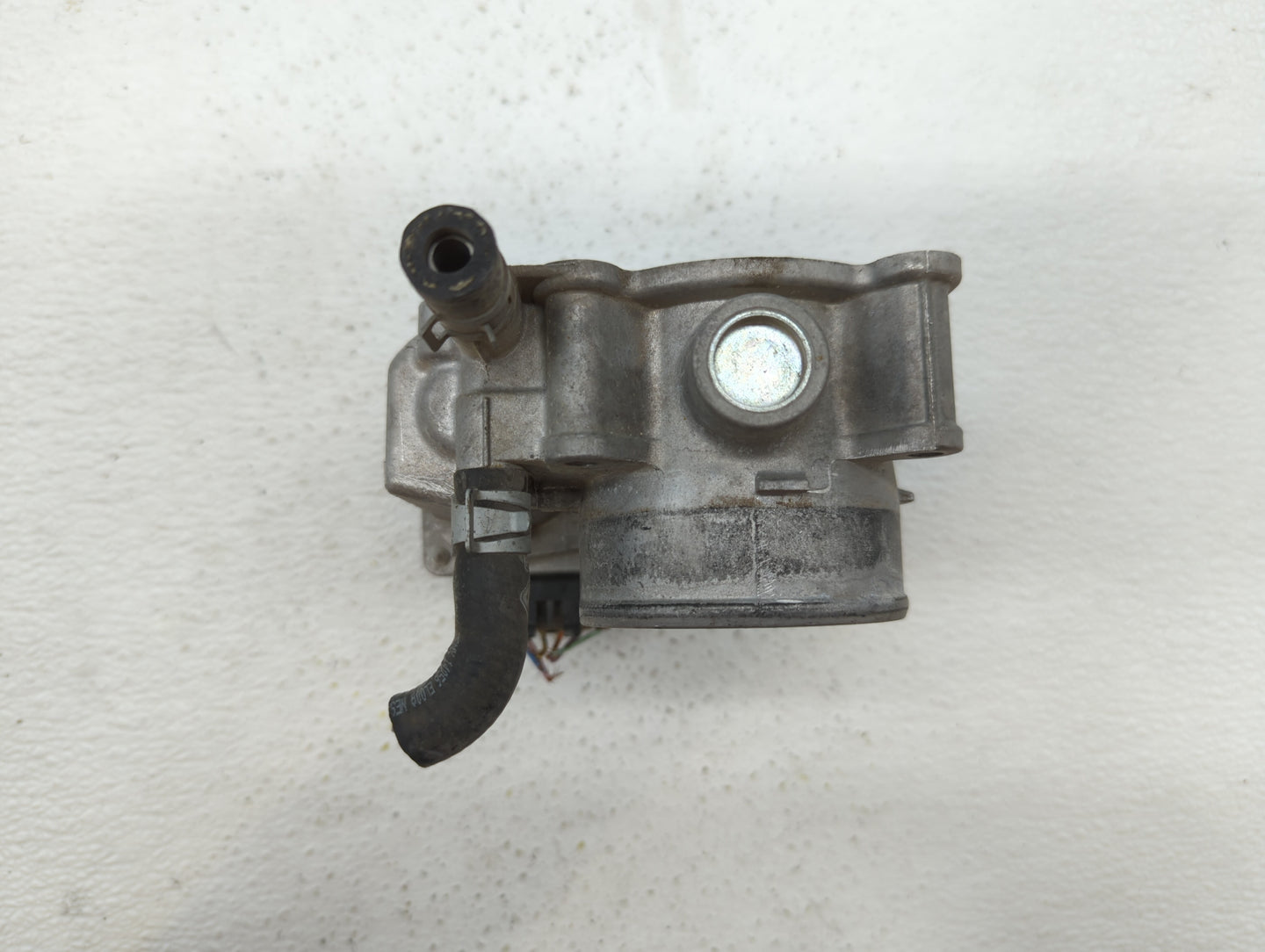 2007-2012 Nissan Versa Throttle Body P/N:ET-A60-02 E ET-A60-02 J Fits OEM Used Auto Parts - Oemusedautoparts1.com