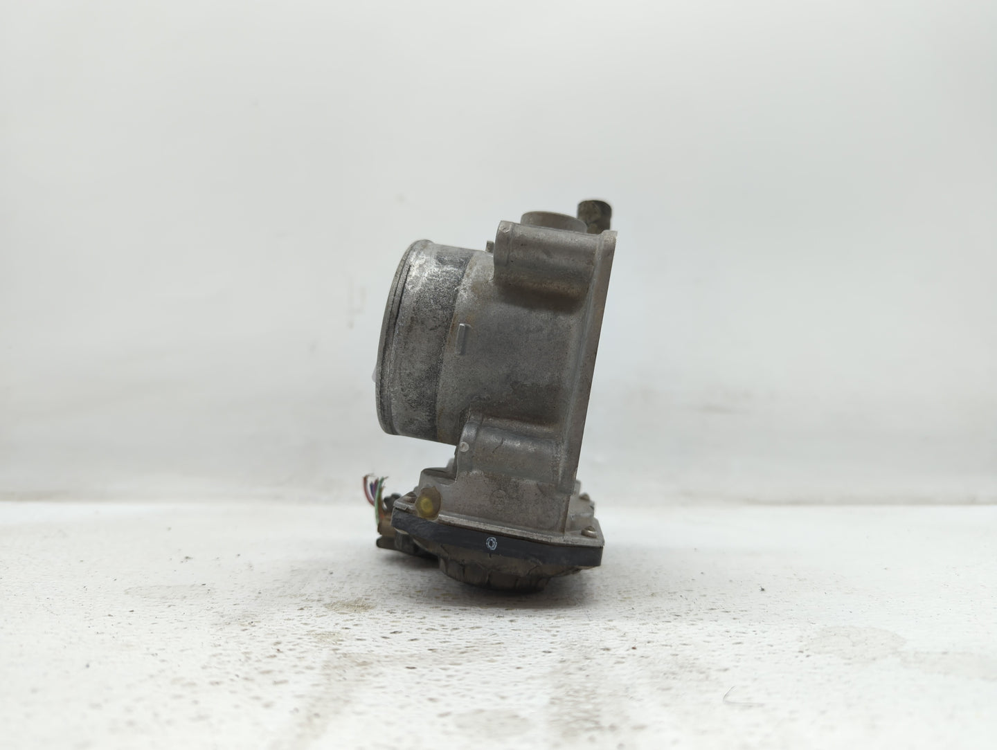 2007-2012 Nissan Versa Throttle Body P/N:ET-A60-02 E ET-A60-02 J Fits OEM Used Auto Parts - Oemusedautoparts1.com
