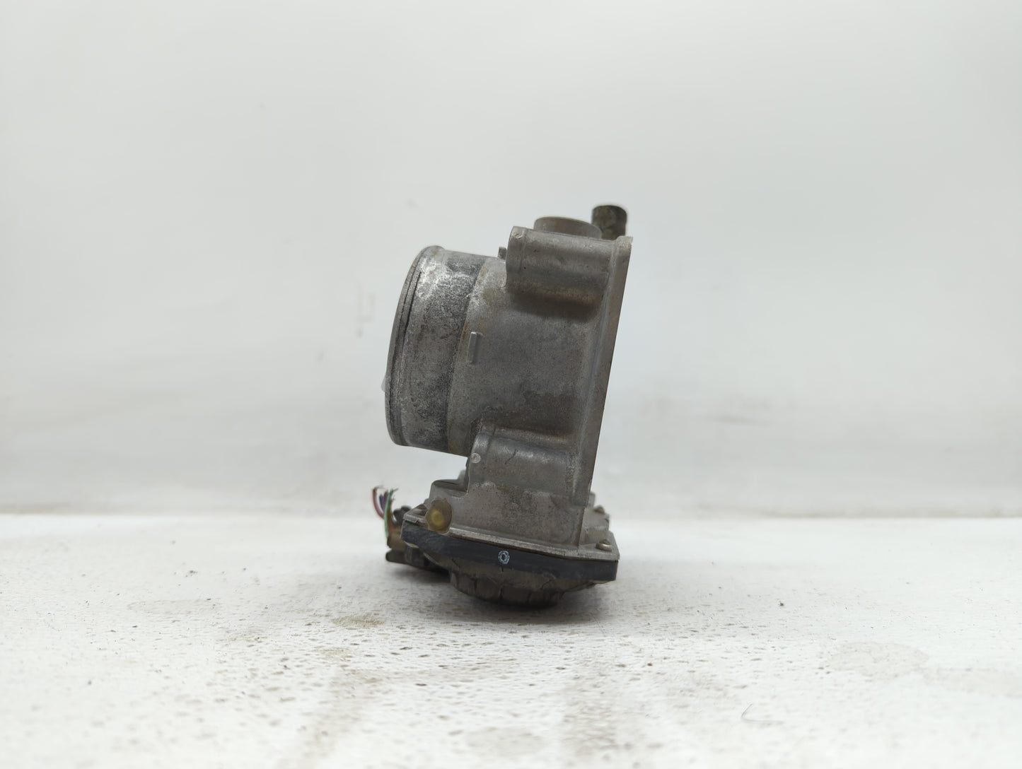 2007-2012 Nissan Versa Throttle Body P/N:ET-A60-02 E ET-A60-02 J Fits OEM Used Auto Parts - Oemusedautoparts1.com