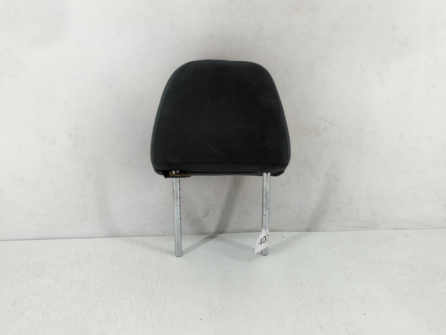 2011-2012 Nissan Versa Headrest Head Rest Front Driver Passenger Seat Fits Fits 2011 2012 OEM Used Auto Parts - Oemusedautop