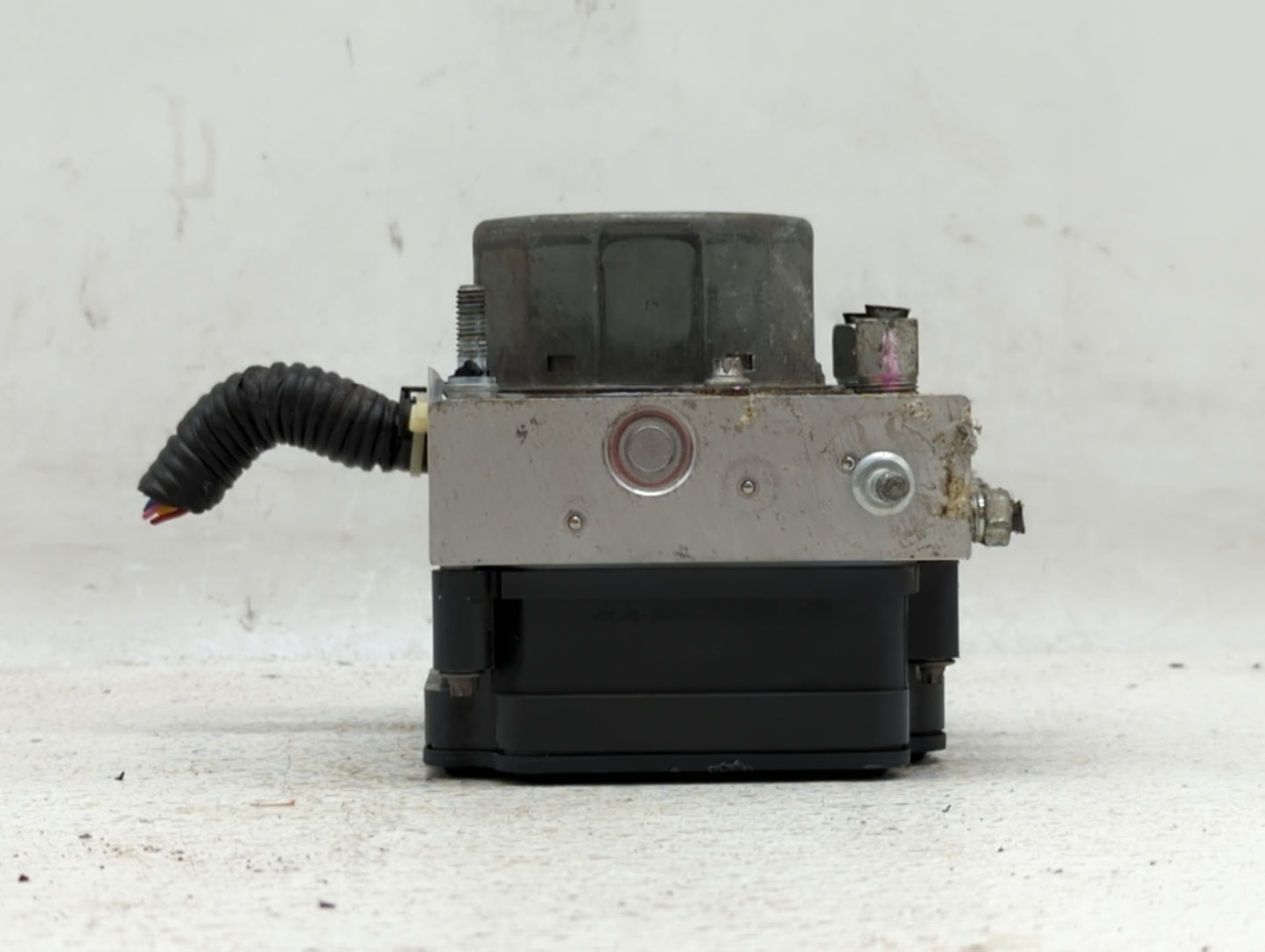 2012 Nissan Versa ABS Pump Control Module Replacement P/N:47660 3BB0A Fits OEM Used Auto Parts - Oemusedautoparts1.com