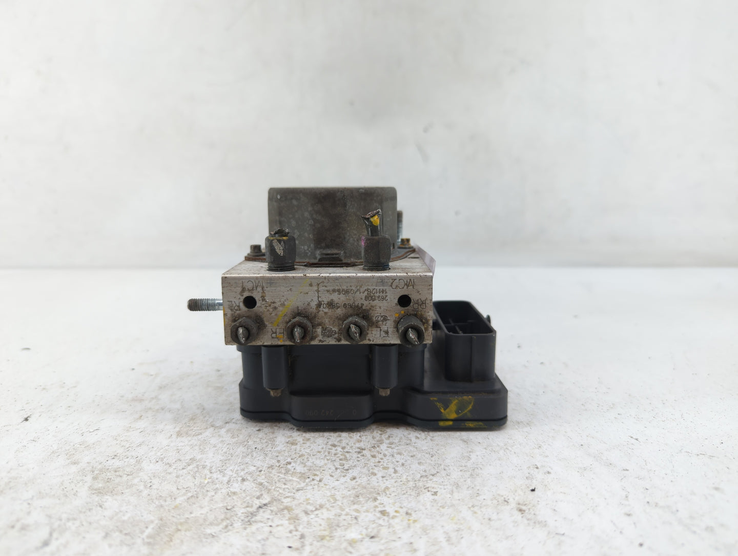 2012 Nissan Versa ABS Pump Control Module Replacement P/N:47660 3BB0A Fits OEM Used Auto Parts - Oemusedautoparts1.com