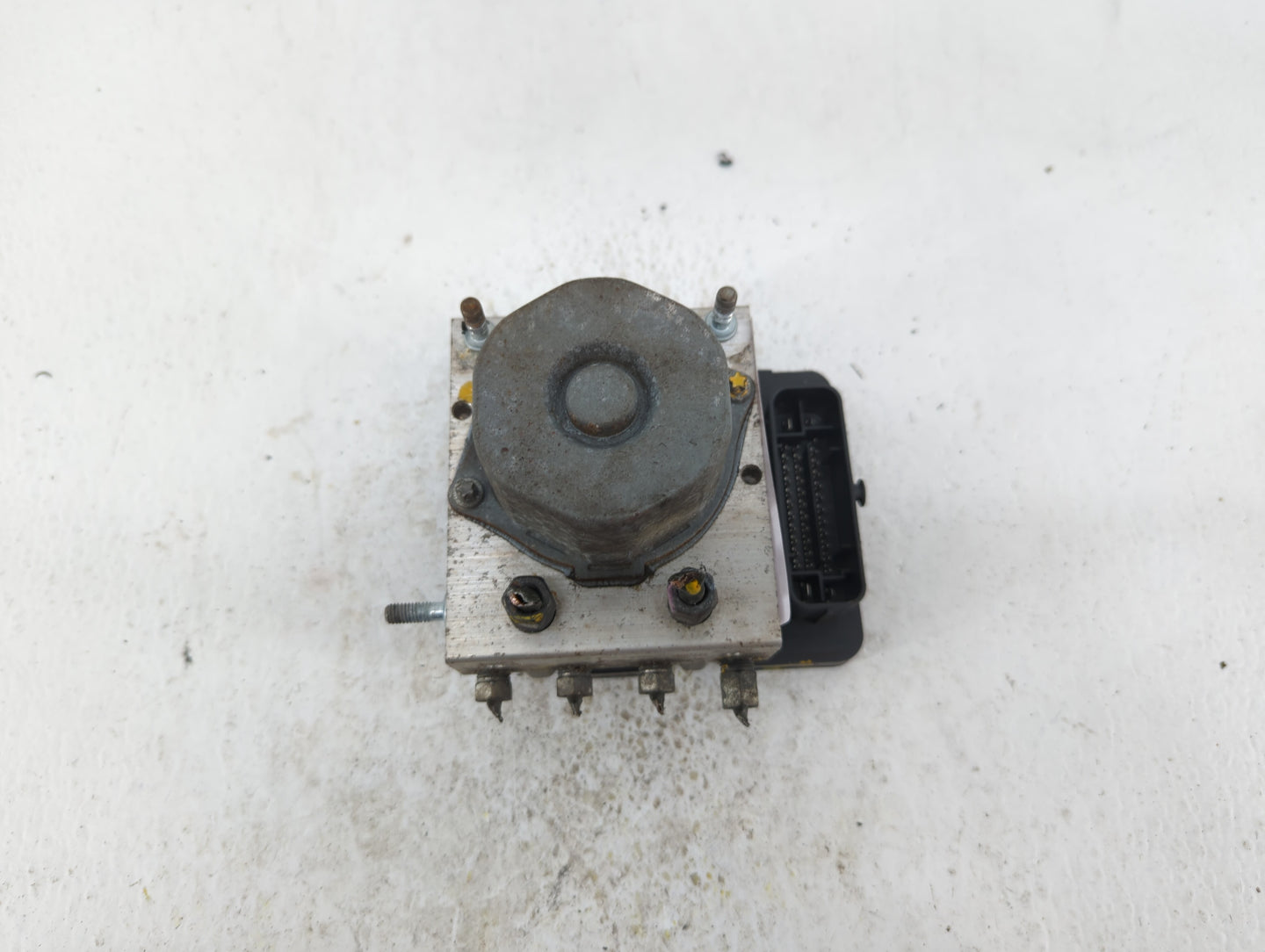 2012 Nissan Versa ABS Pump Control Module Replacement P/N:47660 3BB0A Fits OEM Used Auto Parts - Oemusedautoparts1.com