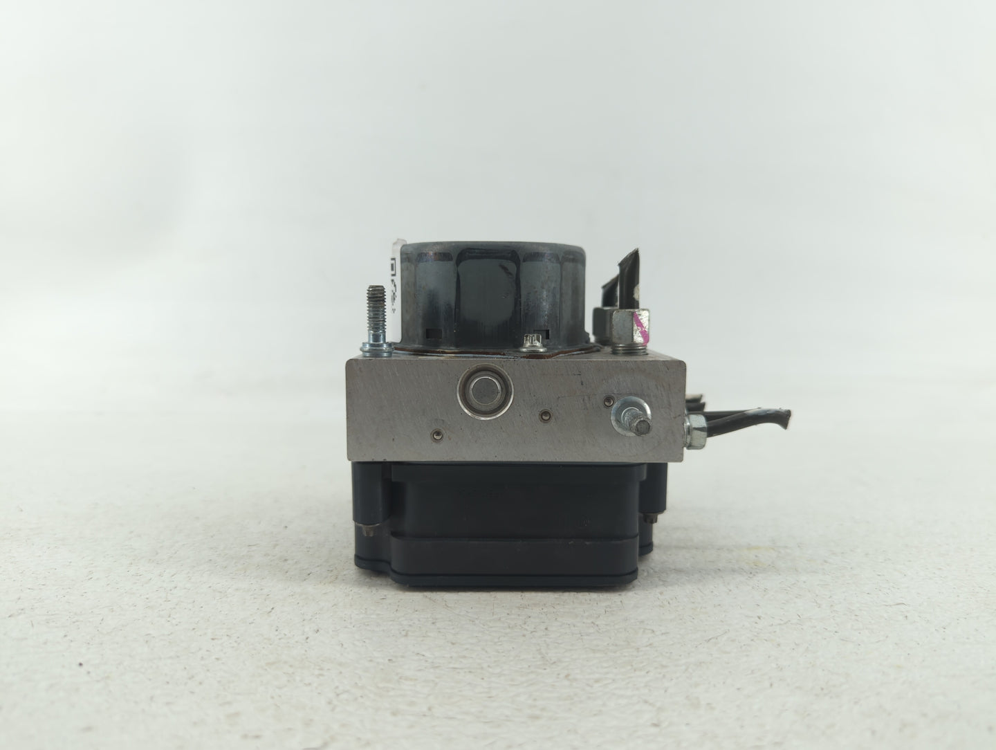 2012 Nissan Versa ABS Pump Control Module Replacement P/N:47660 3BB0A Fits OEM Used Auto Parts - Oemusedautoparts1.com