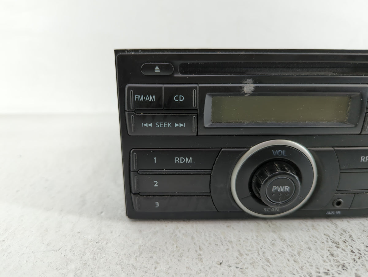 2012-2013 Nissan Versa Am Fm Cd Player Radio Receiver 440120 - Oemusedautoparts1.com