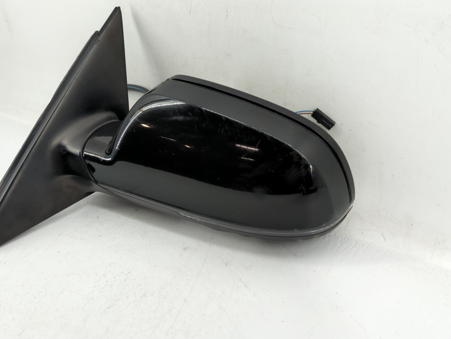 2008-2012 Nissan Versa Driver Side View Mirror - Left Door Mirror OEM Used - Oemusedautoparts1.com