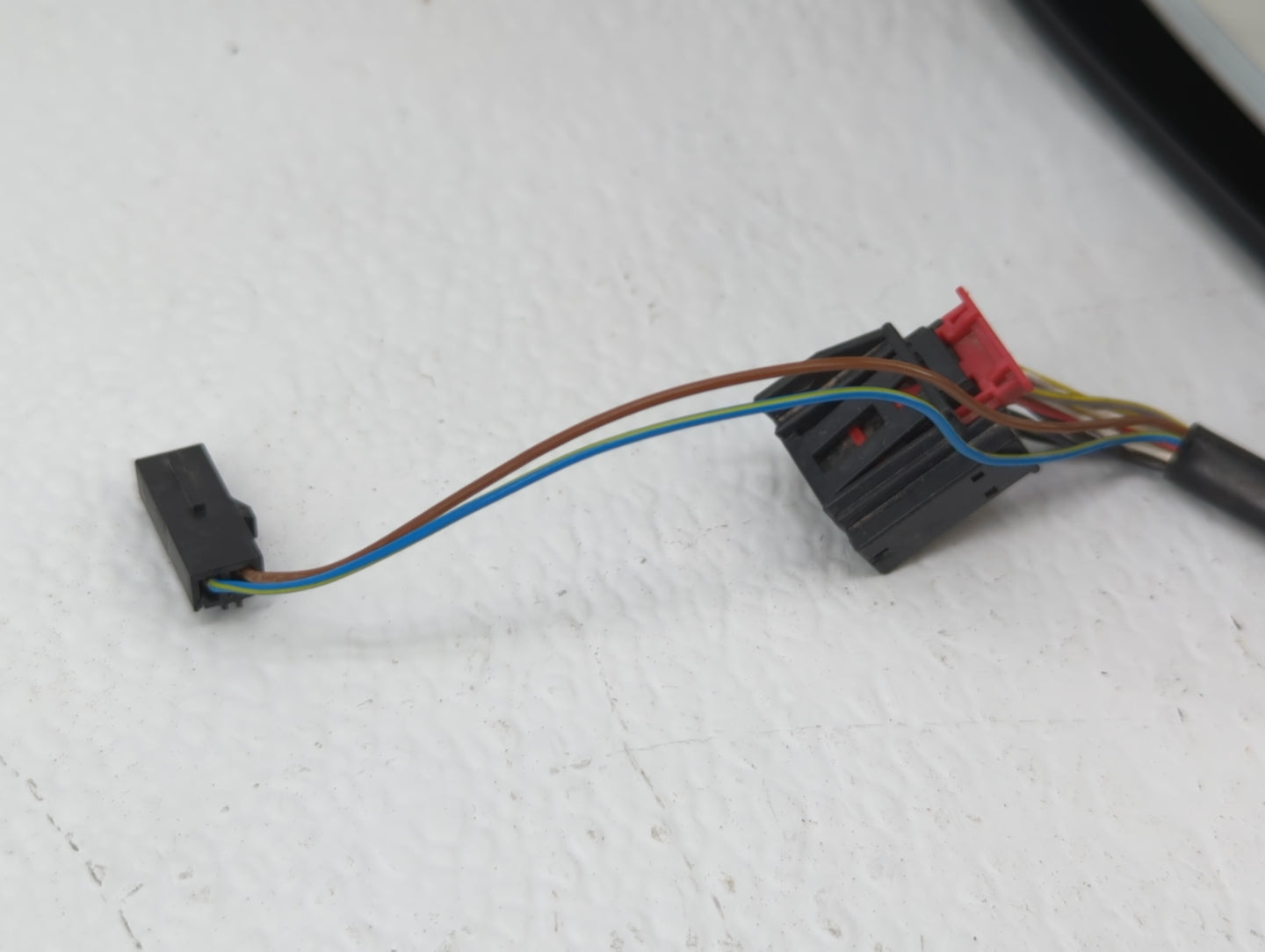 2008-2012 Nissan Versa Driver Side View Mirror - Left Door Mirror OEM Used - Oemusedautoparts1.com