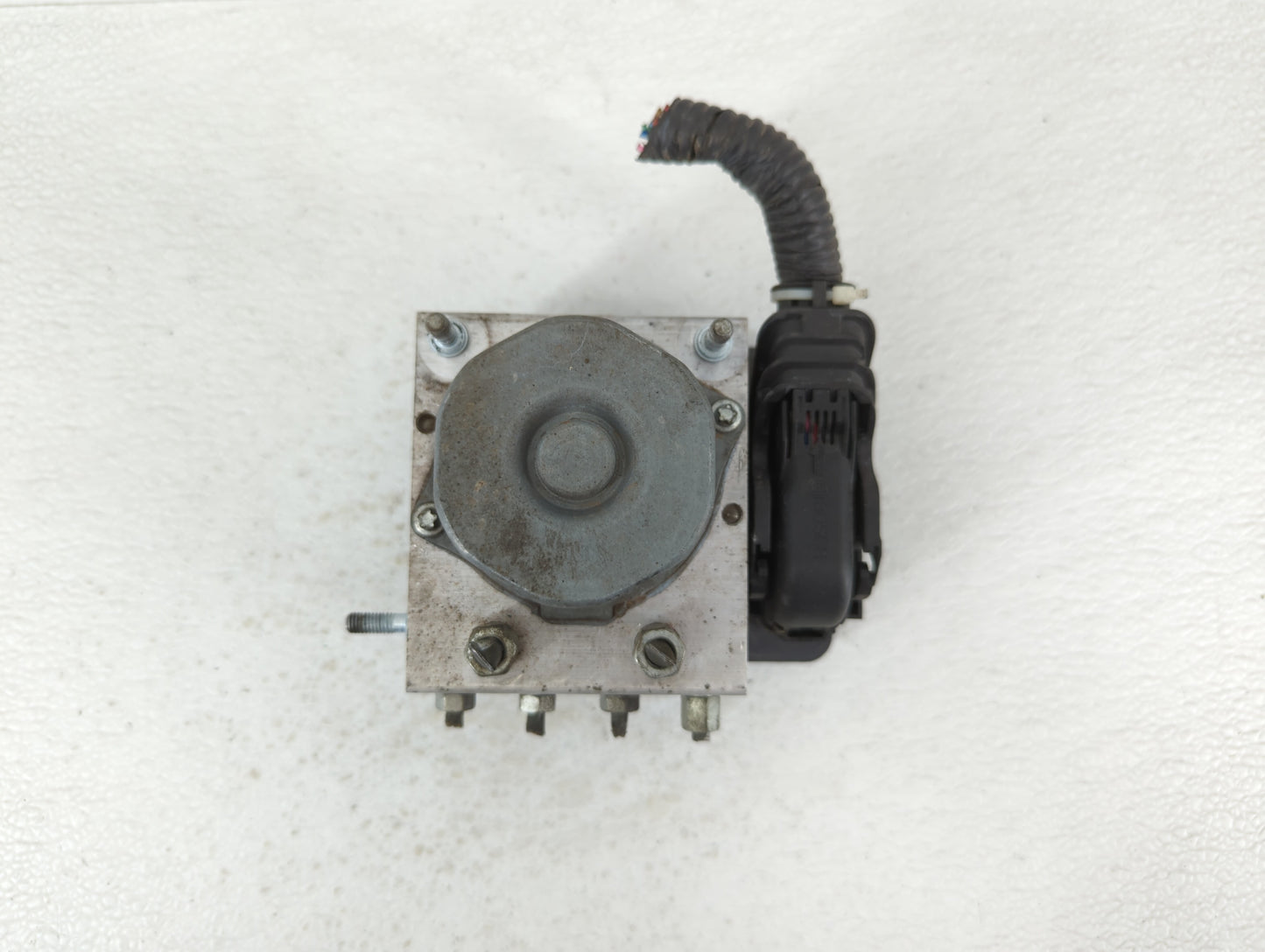 2012 Nissan Versa ABS Pump Control Module Replacement P/N:47660 3BB0A Fits OEM Used Auto Parts - Oemusedautoparts1.com