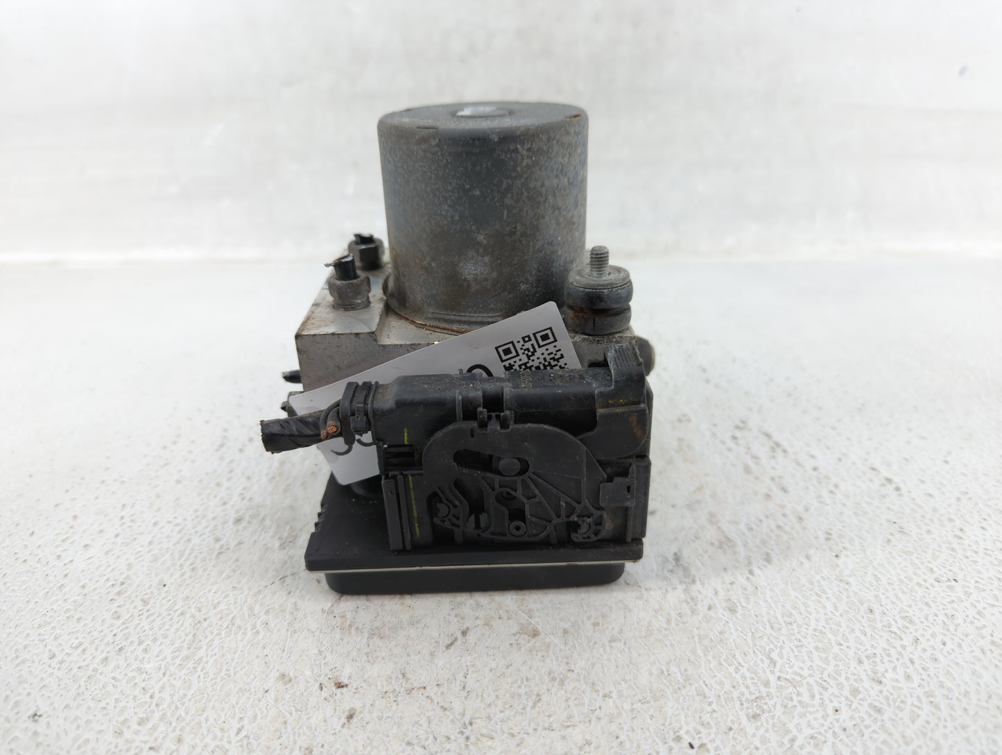 2010-2012 Nissan Versa ABS Pump Control Module Replacement P/N:47660 ZN90B Fits Fits 2010 2011 2012 OEM Used Auto Parts - Oe