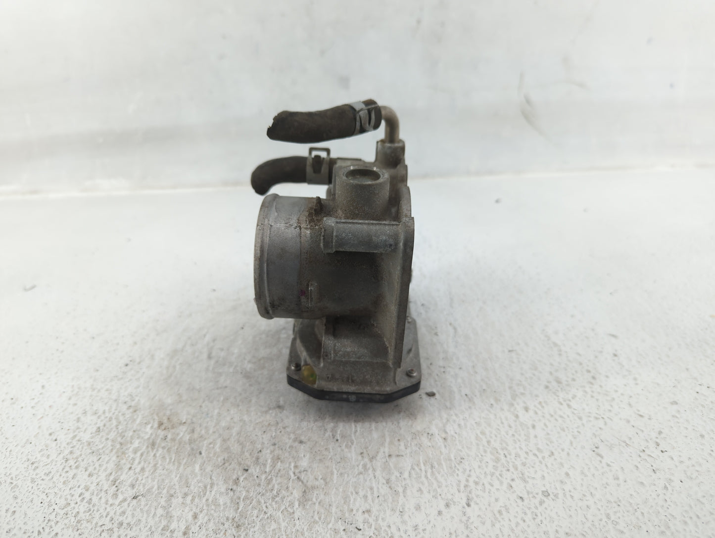 2012-2019 Nissan Versa Throttle Body P/N:3AA50-02 C Fits Fits 2012 2013 2014 2015 2016 2017 2018 2019 OEM Used Auto Parts - 