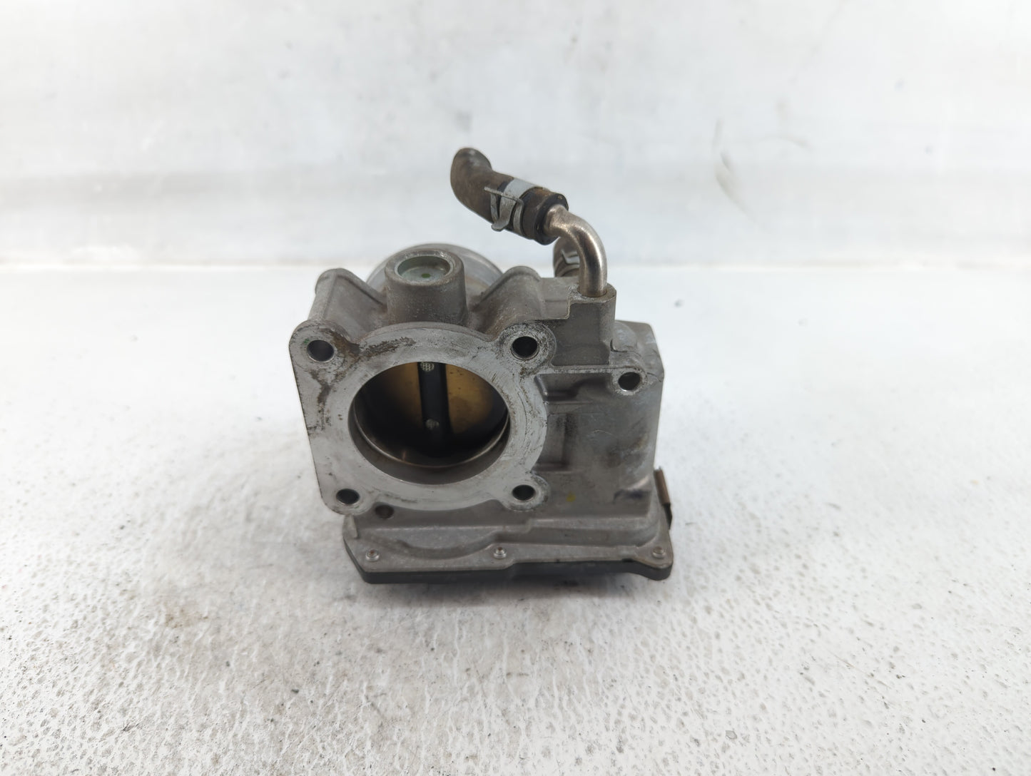 2012-2019 Nissan Versa Throttle Body P/N:3AA50-02 C Fits Fits 2012 2013 2014 2015 2016 2017 2018 2019 OEM Used Auto Parts - 