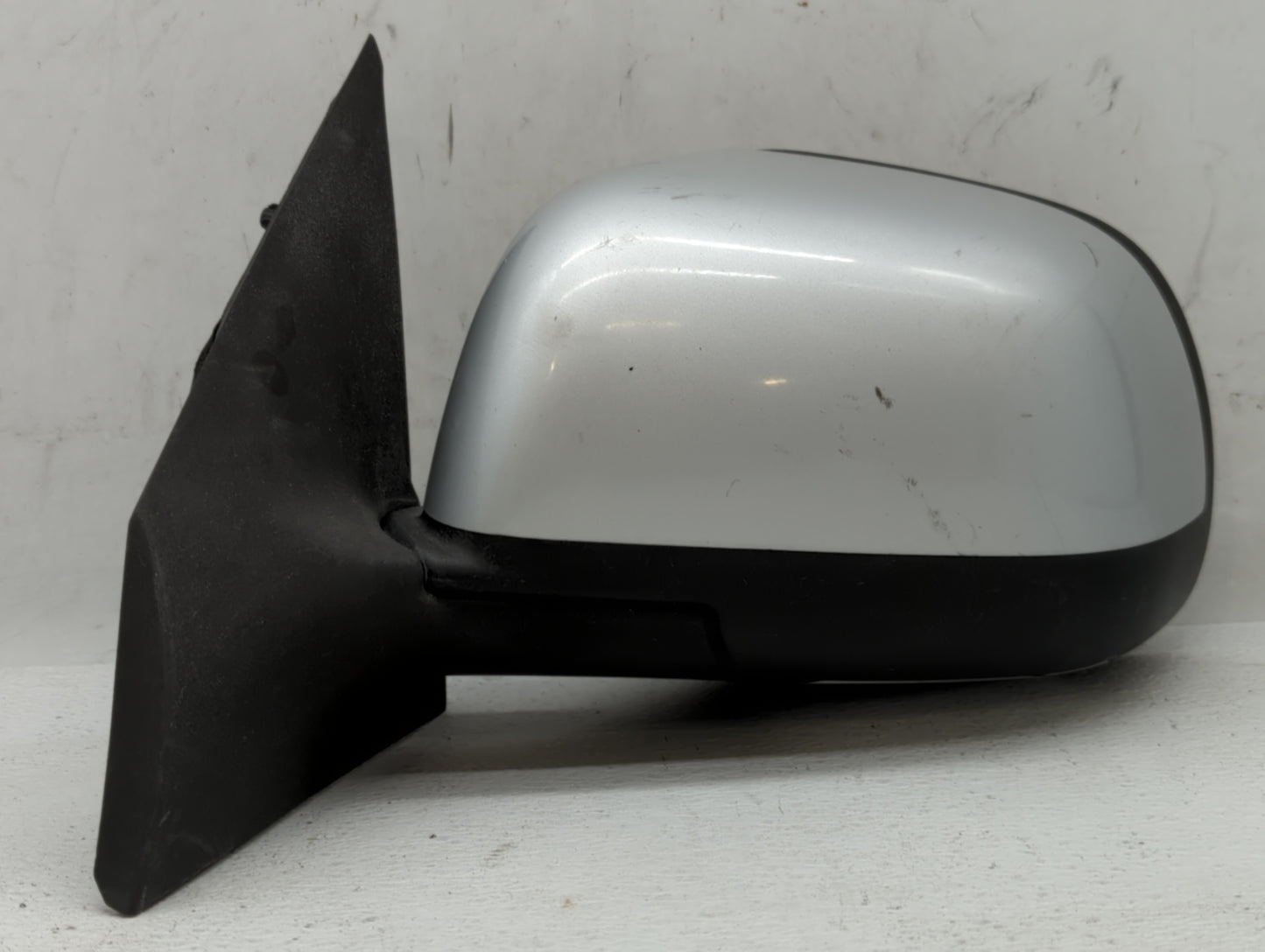 2012-2014 Nissan Versa Driver Side View Mirror - Left Door Mirror OEM Used - Oemusedautoparts1.com