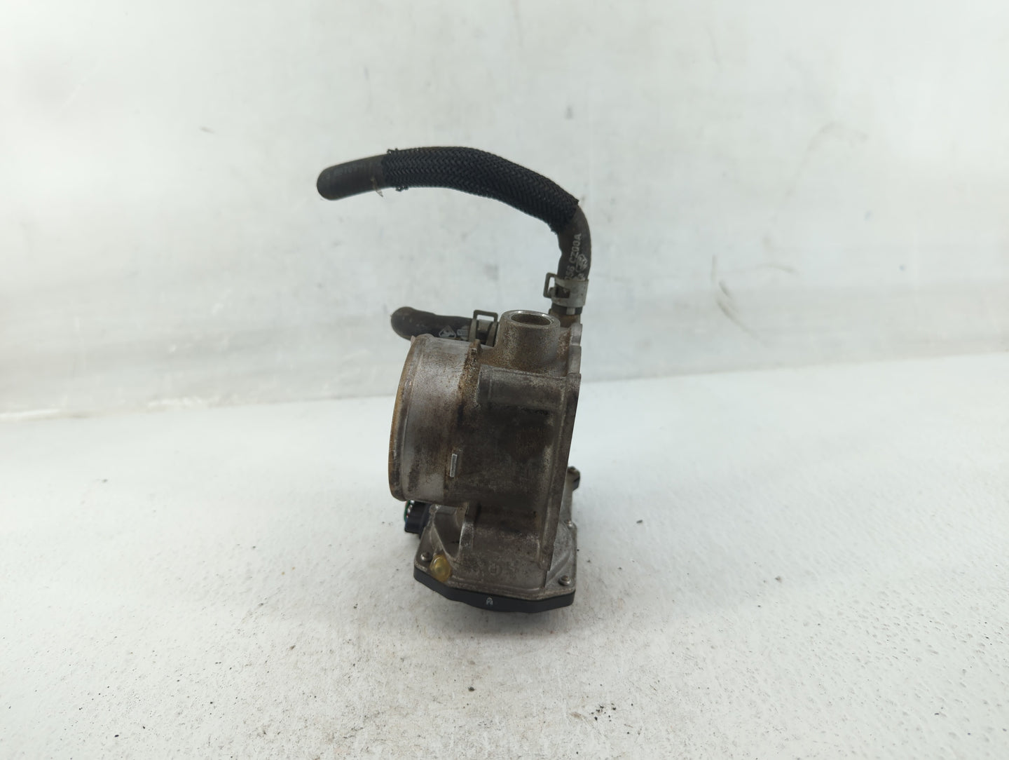 2007-2012 Nissan Versa Throttle Body P/N:ET-A60-02 Fits Fits 2007 2008 2009 2010 2011 2012 2013 2014 2015 2016 2017 2018 201
