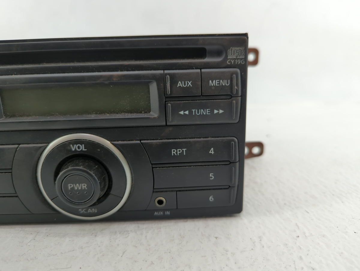 2012-2014 Nissan Versa Am Fm Cd Player Radio Receiver 583216 - Oemusedautoparts1.com