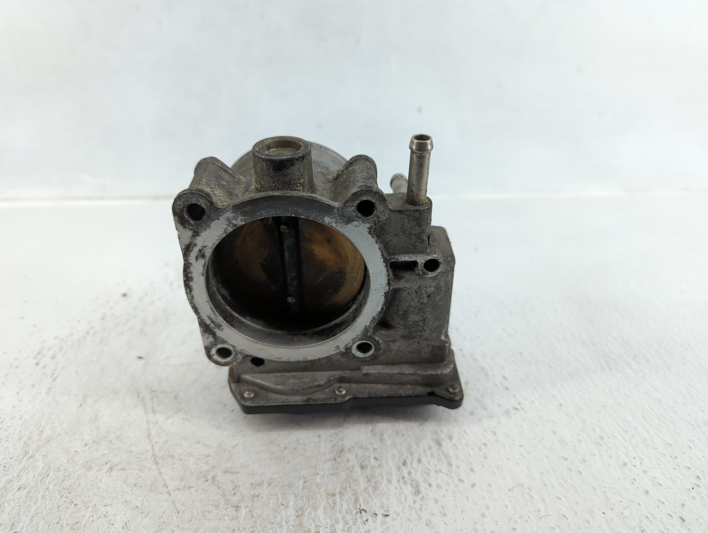 2012-2019 Nissan Versa Throttle Body P/N:16119 7S000 Fits Fits 2012 2013 2014 2015 2016 2017 2018 2019 OEM Used Auto Parts -