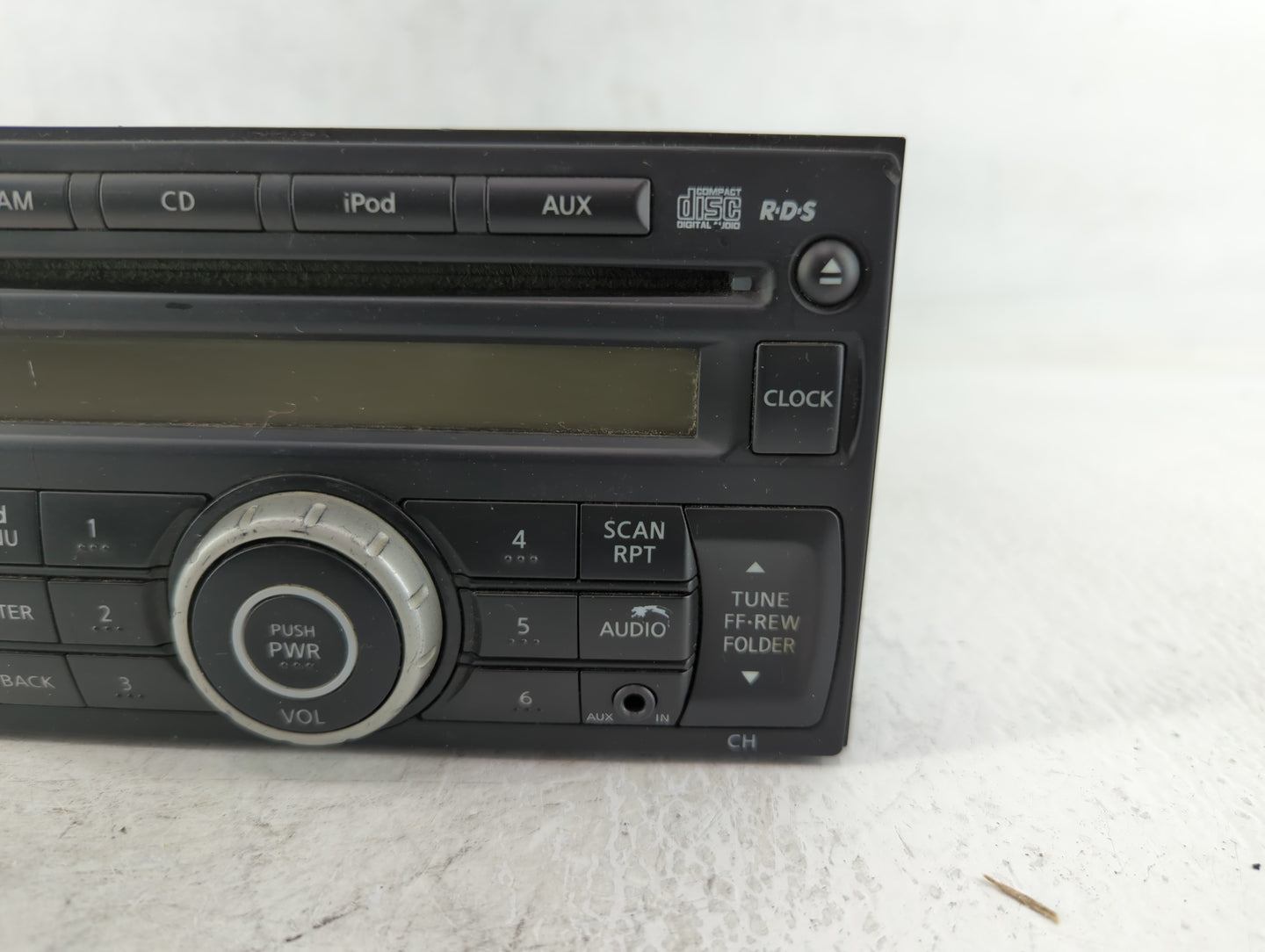 2012-2013 Nissan Versa Radio AM FM Cd Player Receiver Replacement P/N:3135A 28185 3AN1A Fits Fits 2012 2013 OEM Used Auto Pa