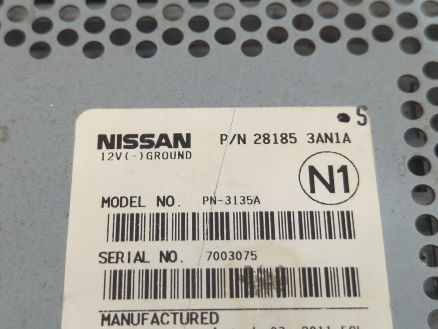 2012-2013 Nissan Versa Radio AM FM Cd Player Receiver Replacement P/N:3135A 28185 3AN1A Fits Fits 2012 2013 OEM Used Auto Pa