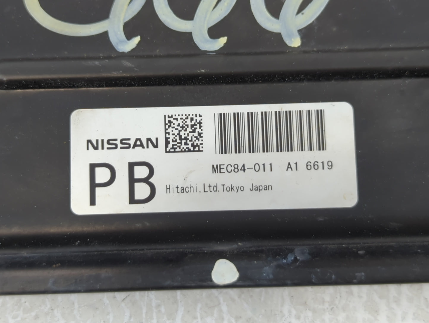 2010-2012 Nissan Versa Chassis Control Module Ccm Bcm Body Control - Oemusedautoparts1.com