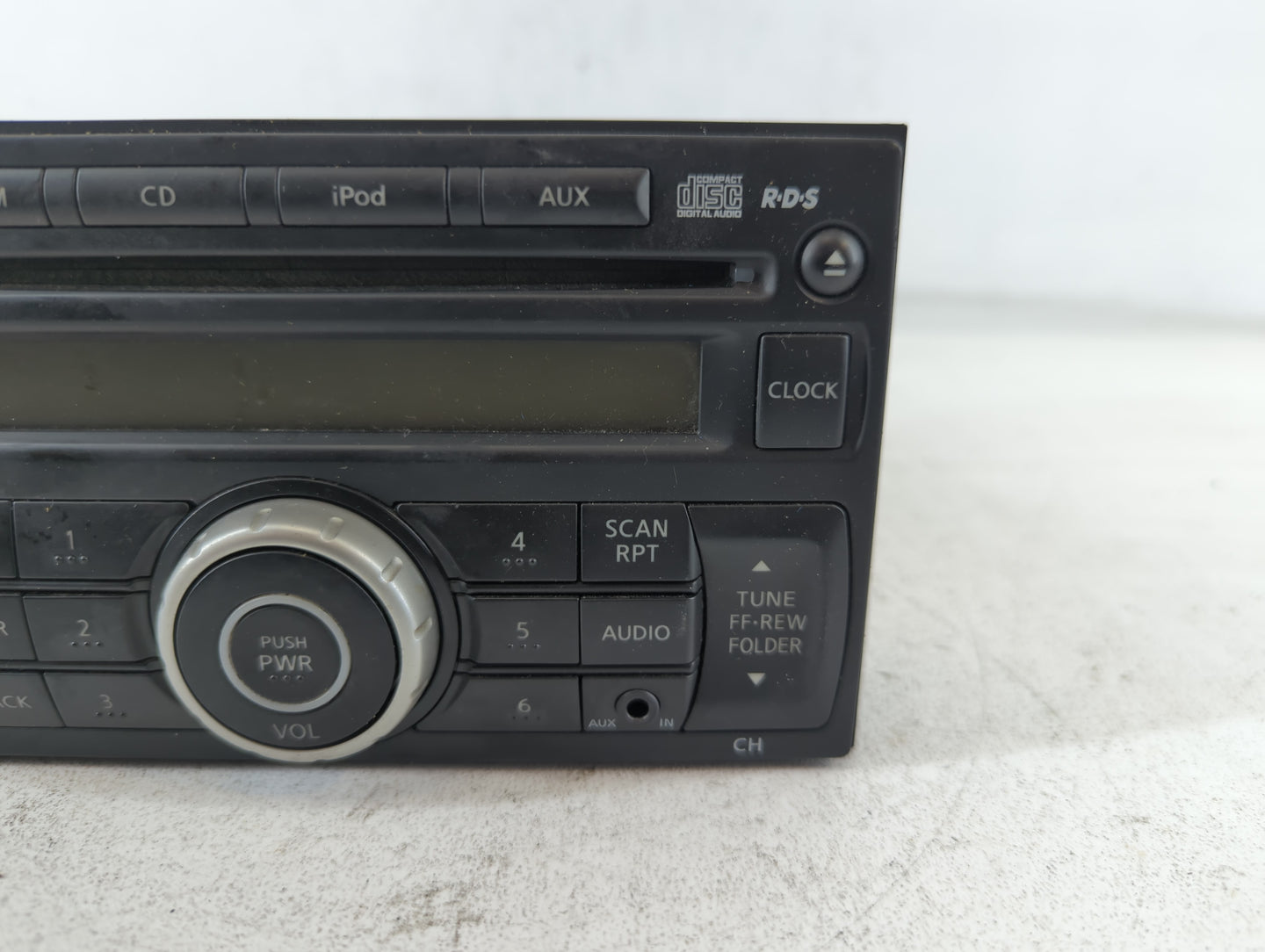 2012-2013 Nissan Versa Am Fm Cd Player Radio Receiver - Oemusedautoparts1.com