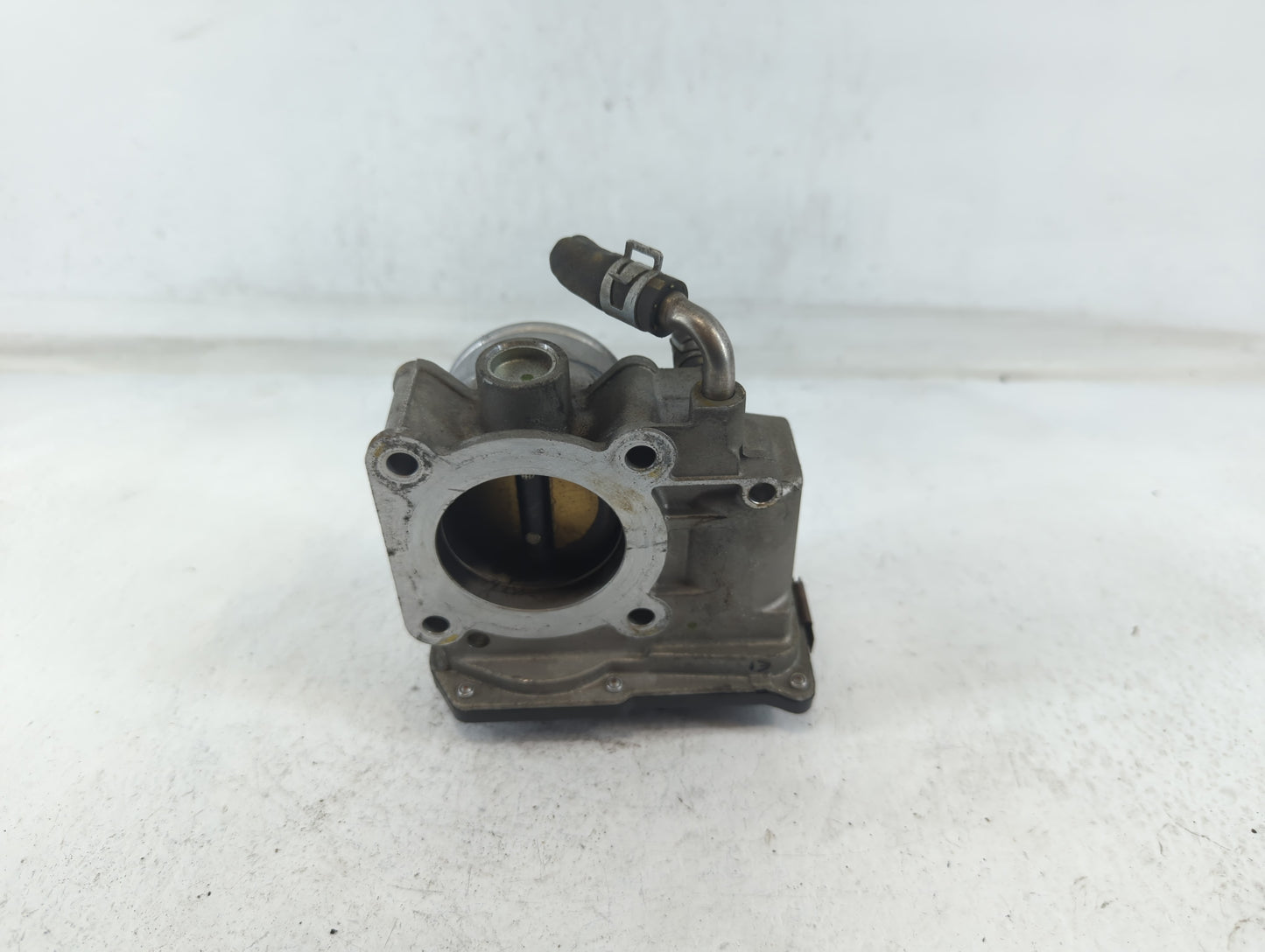 2012-2019 Nissan Versa Throttle Body P/N:3AA50-02 C Fits Fits 2012 2013 2014 2015 2016 2017 2018 2019 OEM Used Auto Parts - 