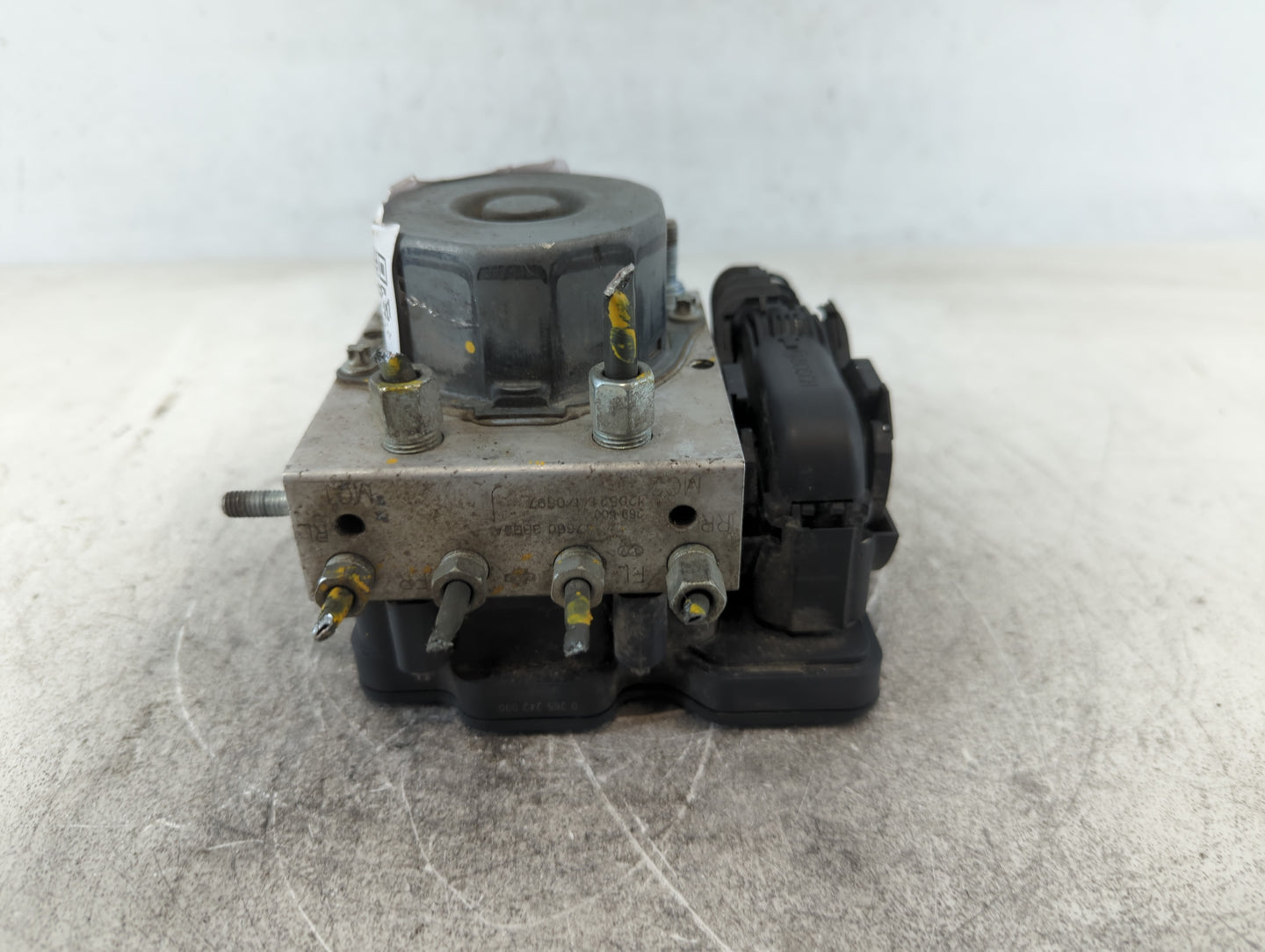 2012 Nissan Versa ABS Pump Control Module Replacement P/N:47660 3BB0A Fits OEM Used Auto Parts - Oemusedautoparts1.com