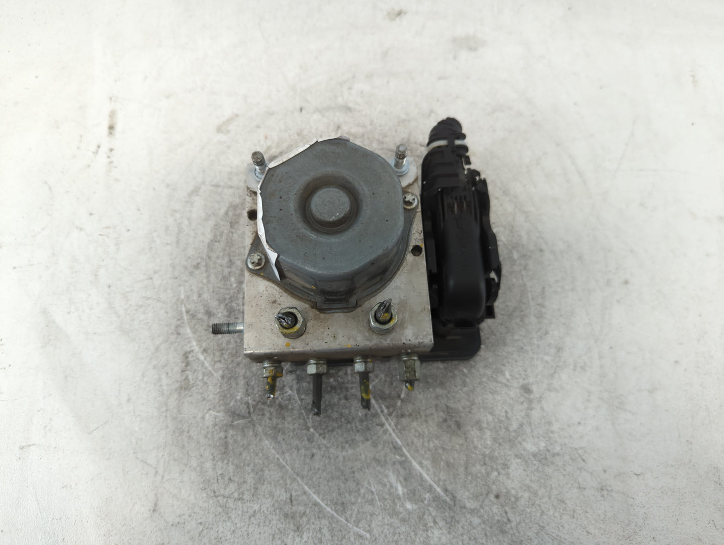 2012 Nissan Versa ABS Pump Control Module Replacement P/N:47660 3BB0A Fits OEM Used Auto Parts - Oemusedautoparts1.com