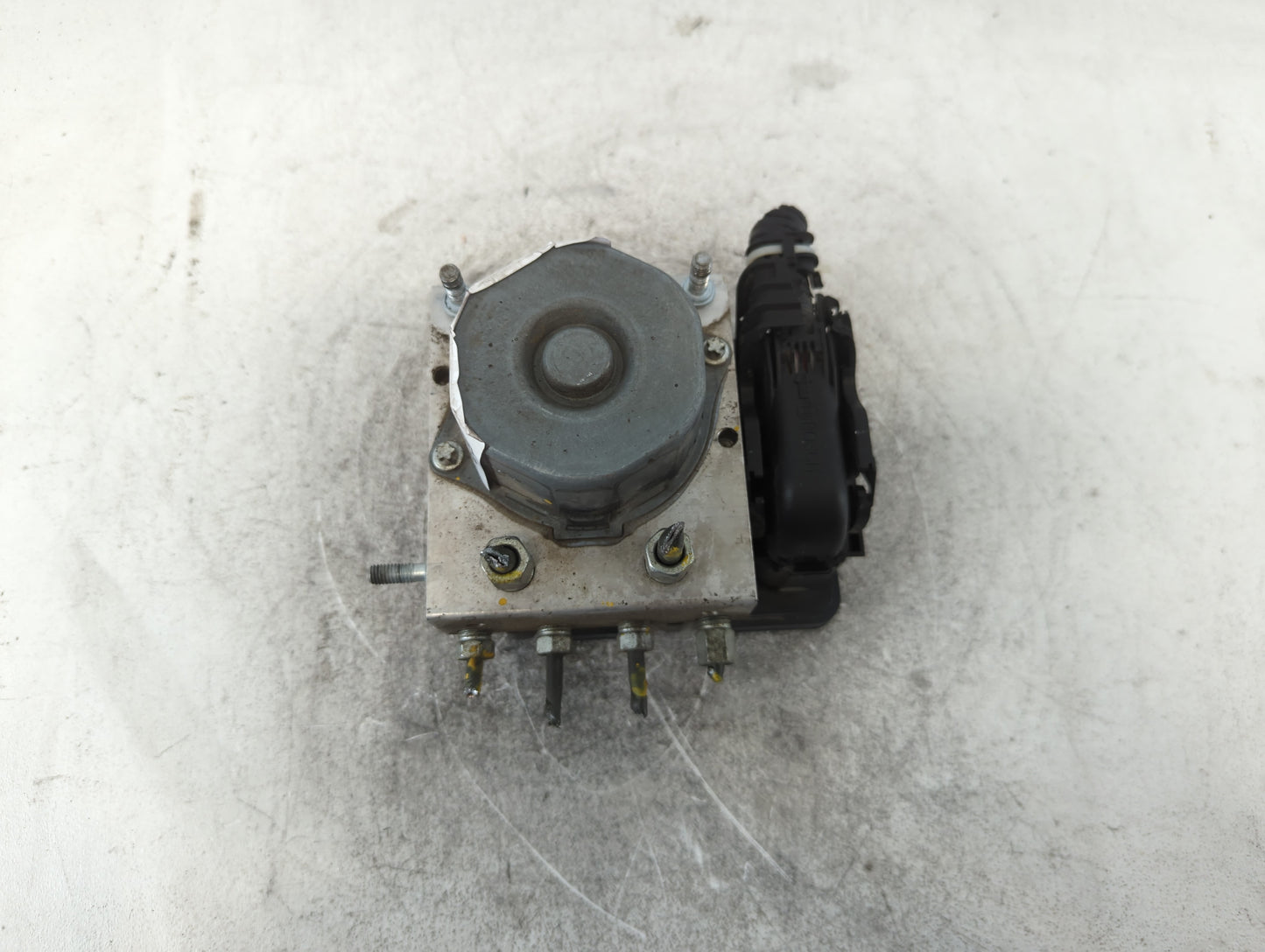 2012 Nissan Versa ABS Pump Control Module Replacement P/N:47660 3BB0A Fits OEM Used Auto Parts - Oemusedautoparts1.com