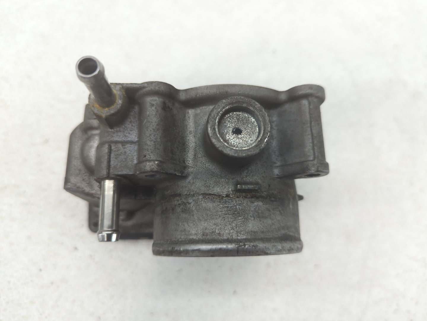 2007-2012 Nissan Versa Throttle Body P/N:02349 ET-A60-02 D Fits OEM Used Auto Parts - Oemusedautoparts1.com