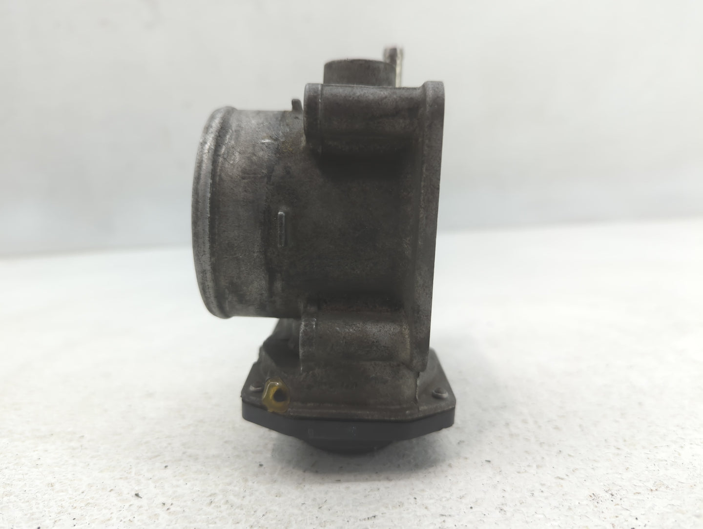 2007-2012 Nissan Versa Throttle Body P/N:02349 ET-A60-02 D Fits OEM Used Auto Parts - Oemusedautoparts1.com