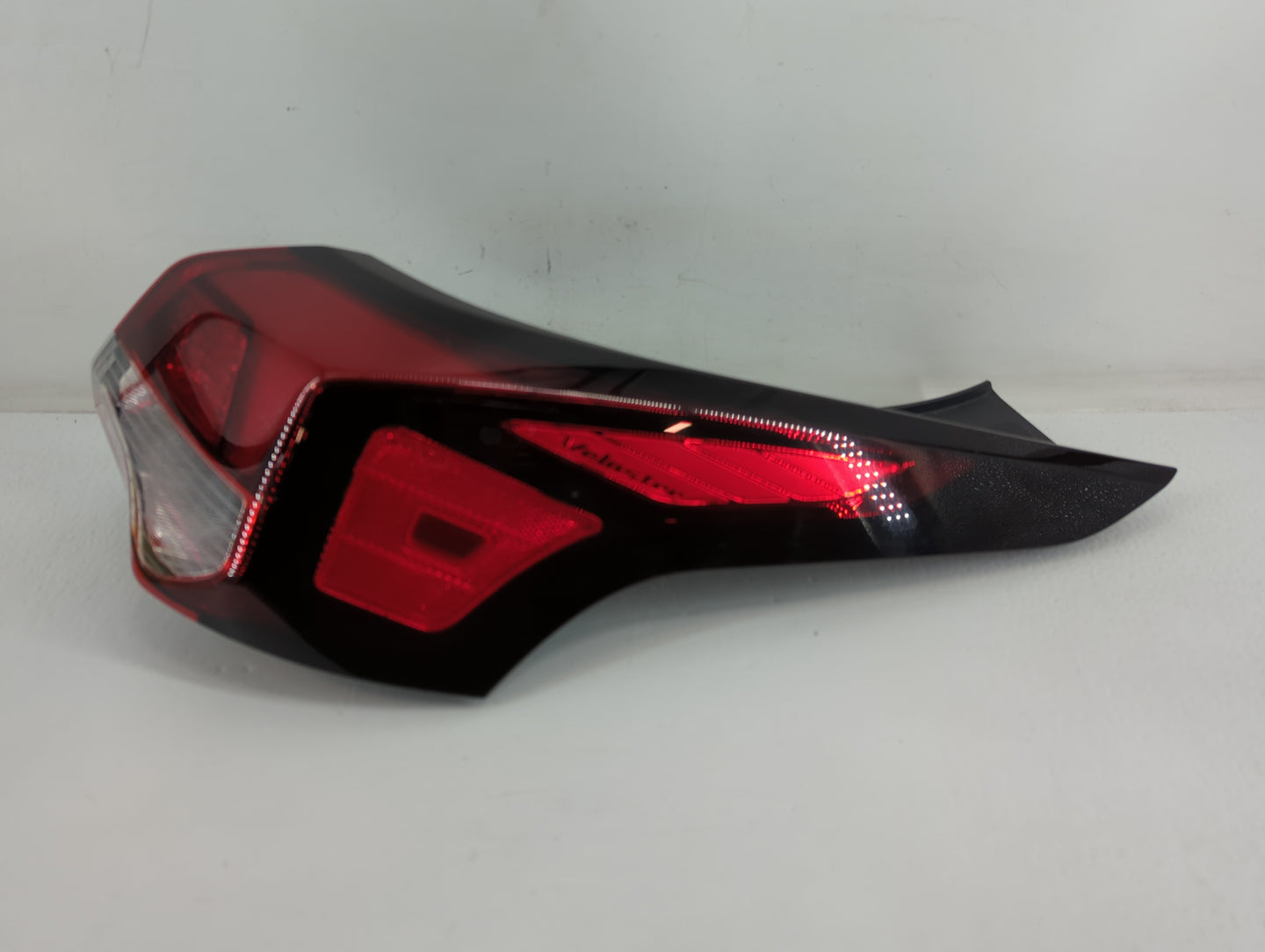 2007-2012 Nissan Versa Tail Light Assembly Passenger Right OEM P/N:180814 Fits Fits 2007 2008 2009 2010 2011 2012 OEM Used A