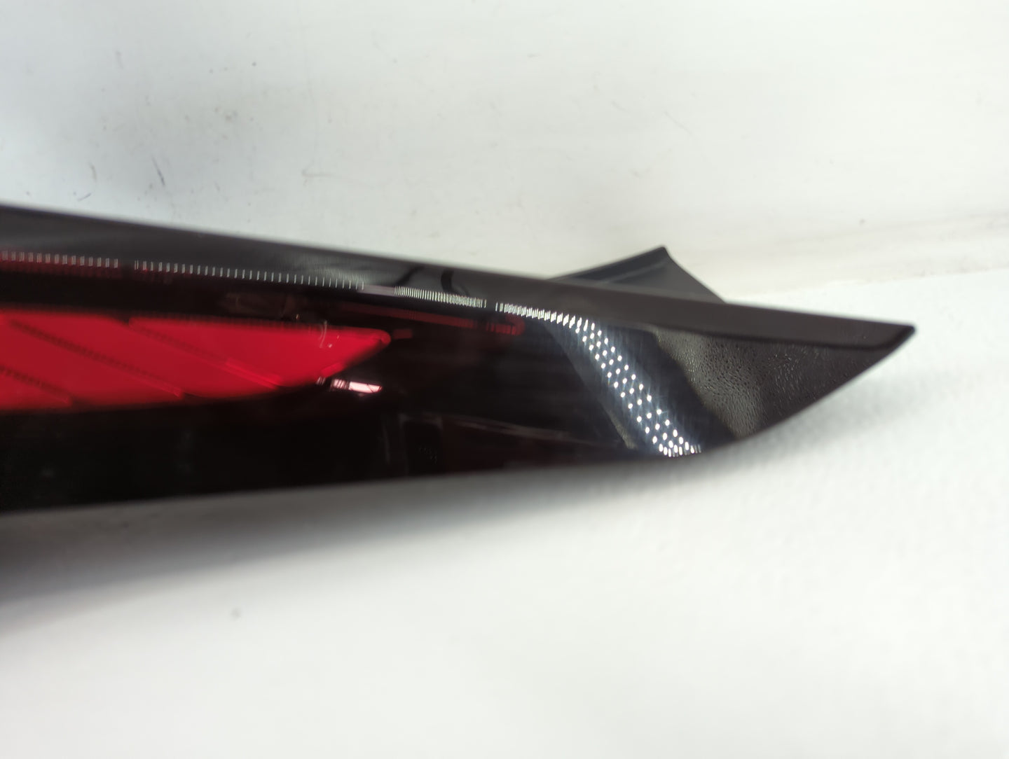 2007-2012 Nissan Versa Tail Light Assembly Passenger Right OEM P/N:180814 Fits Fits 2007 2008 2009 2010 2011 2012 OEM Used A