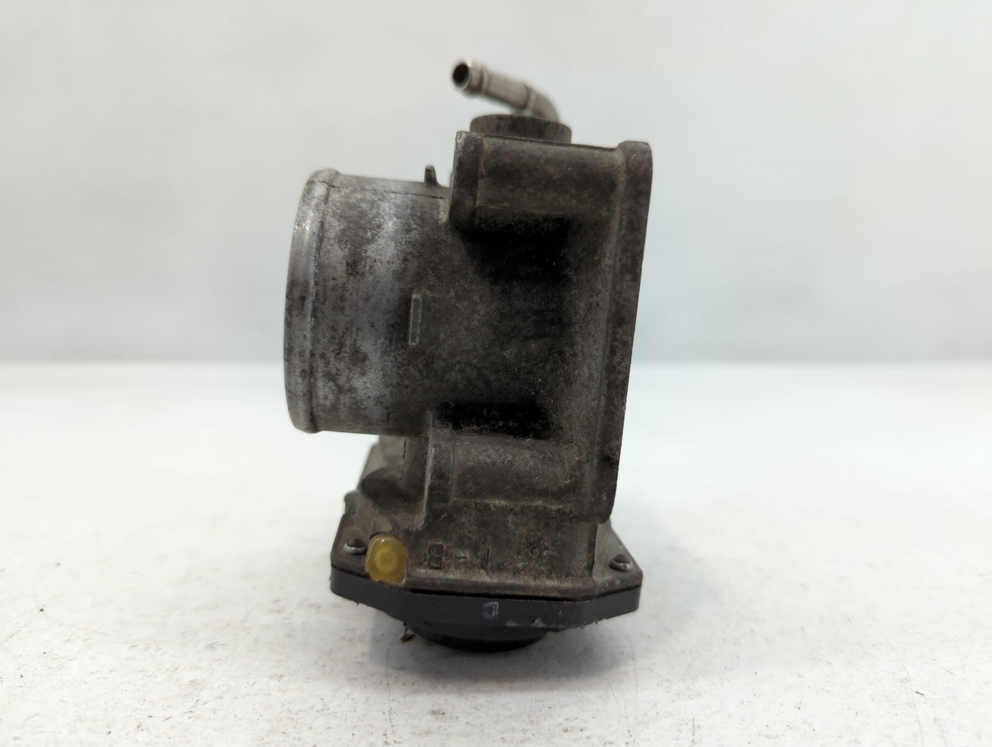 2012-2019 Nissan Versa Throttle Body P/N:3AA50-02 C Fits Fits 2012 2013 2014 2015 2016 2017 2018 2019 OEM Used Auto Parts - 