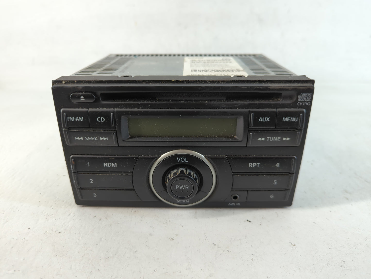 2012-2014 Nissan Versa Am Fm Cd Player Radio Receiver - Oemusedautoparts1.com