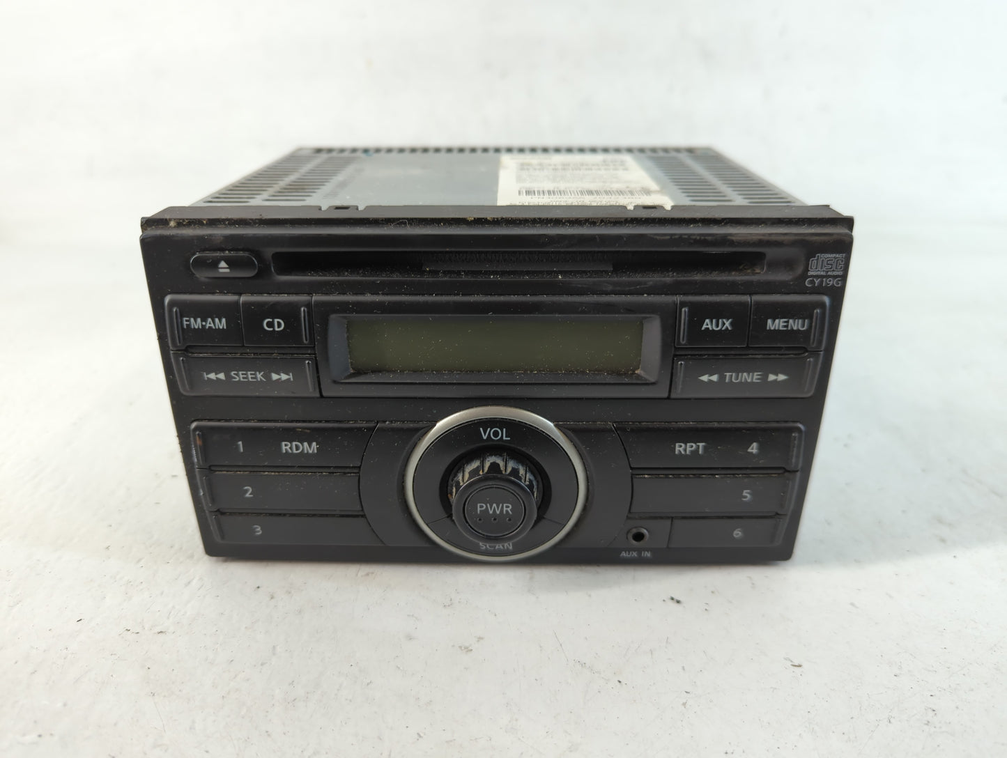 2012-2014 Nissan Versa Am Fm Cd Player Radio Receiver - Oemusedautoparts1.com