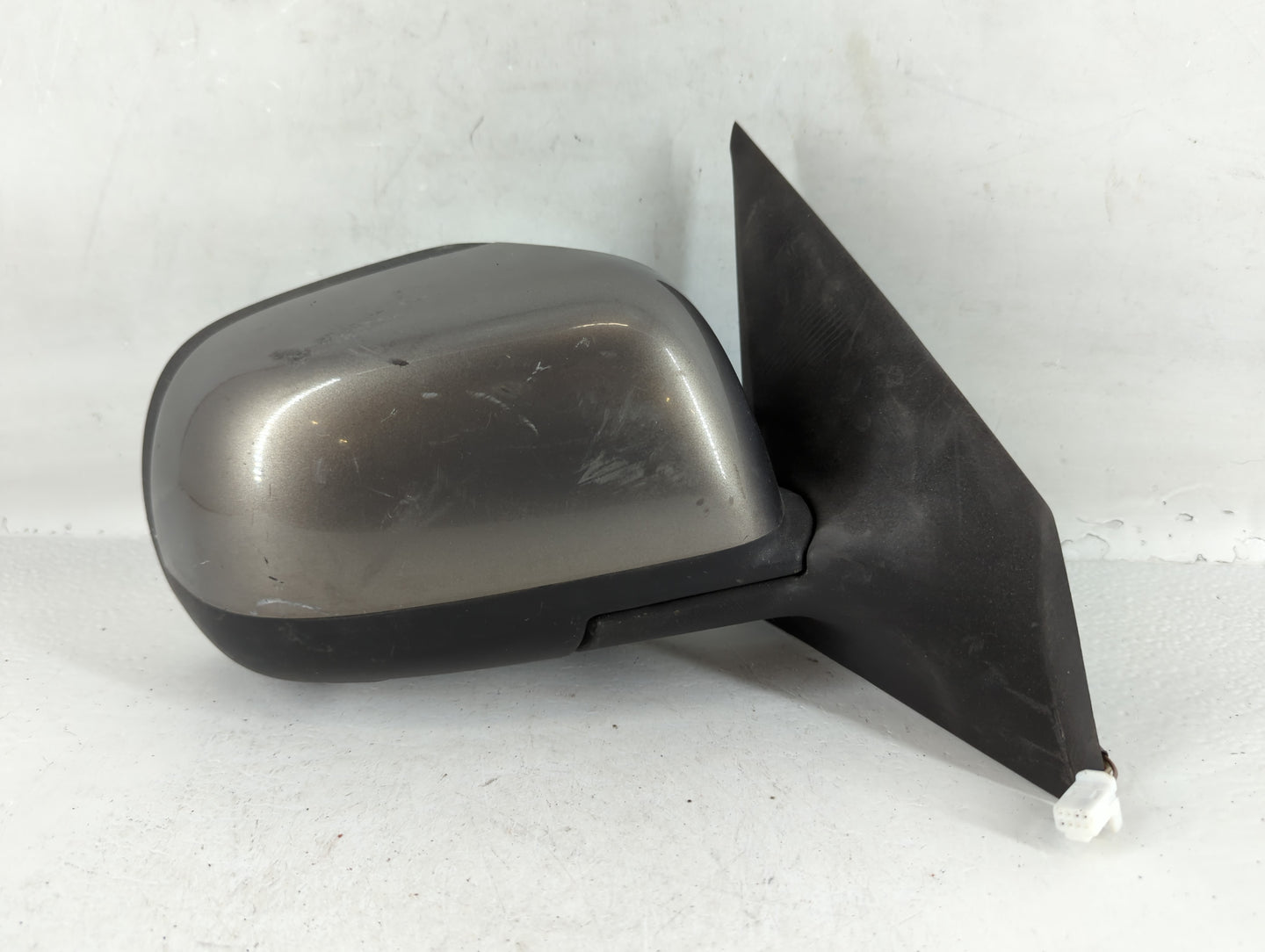 2012-2014 Nissan Versa Passenger Side View Mirror - Right Door Mirror OEM Used - Oemusedautoparts1.com