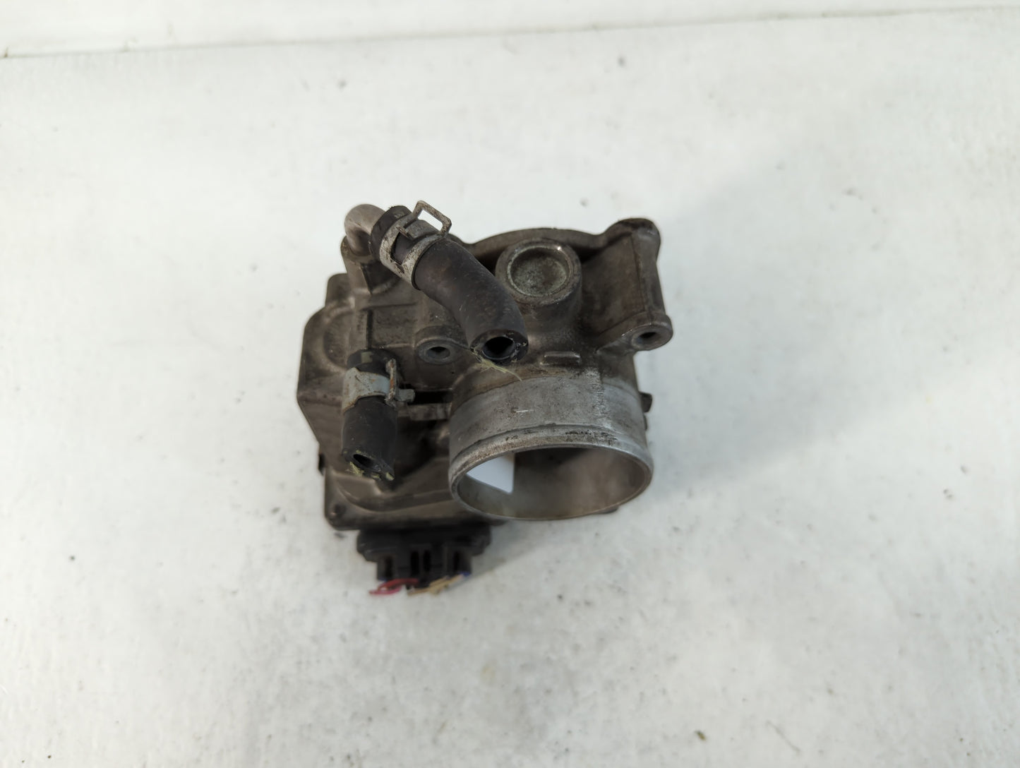 2012-2019 Nissan Versa Throttle Body P/N:3AA50-02 C Fits Fits 2012 2013 2014 2015 2016 2017 2018 2019 OEM Used Auto Parts - 