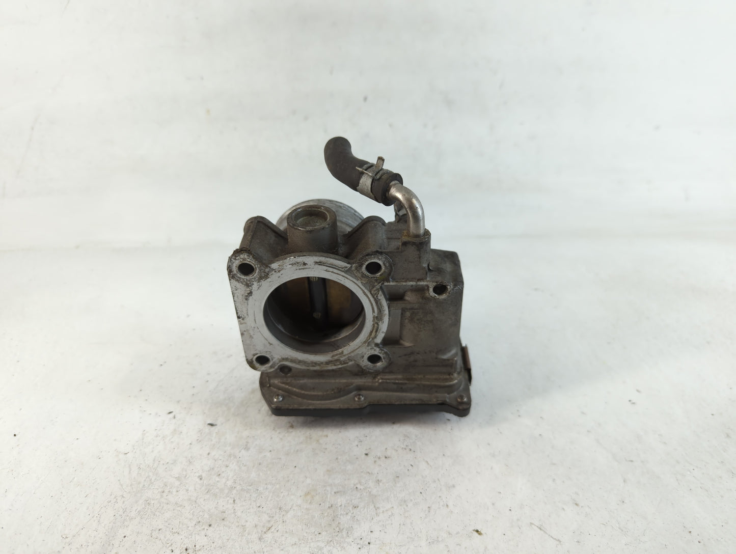 2012-2019 Nissan Versa Throttle Body P/N:3AA50-02 C Fits Fits 2012 2013 2014 2015 2016 2017 2018 2019 OEM Used Auto Parts - 