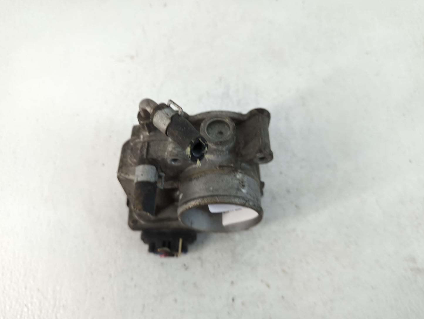 2012-2019 Nissan Versa Throttle Body P/N:3AA50-02 F Fits Fits 2012 2013 2014 2015 2016 2017 2018 2019 OEM Used Auto Parts - 