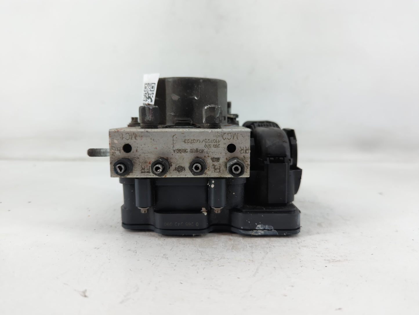 2012 Nissan Versa ABS Pump Control Module Replacement P/N:47660 3BB0A Fits OEM Used Auto Parts - Oemusedautoparts1.com