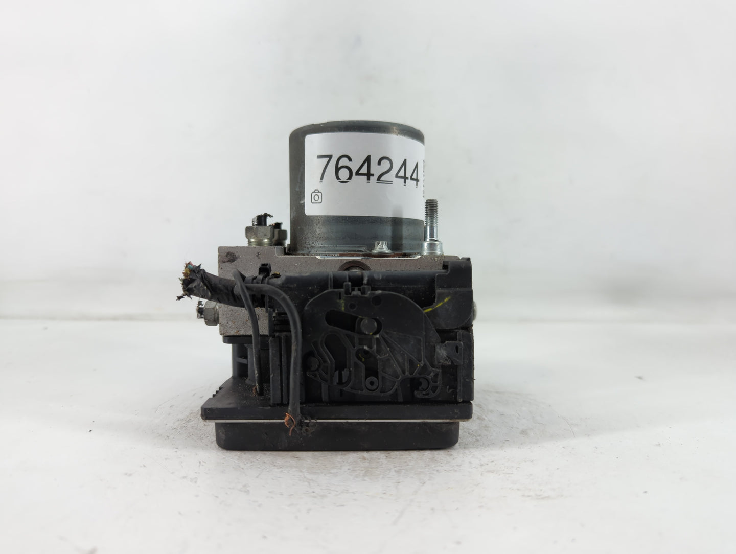 2010-2012 Nissan Versa ABS Pump Control Module Replacement P/N:47660 ZN90B Fits Fits 2010 2011 2012 OEM Used Auto Parts - Oe