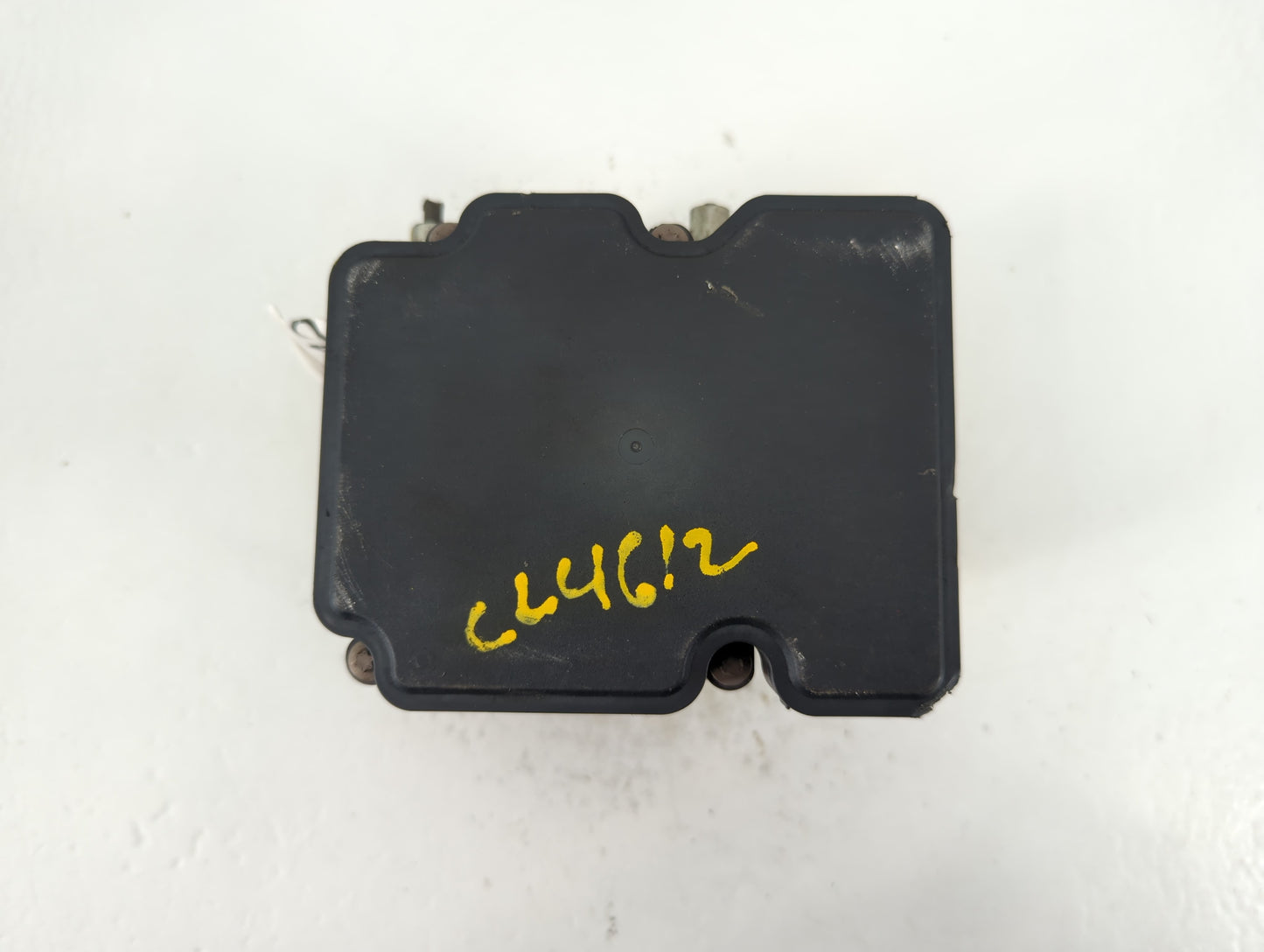 2012 Nissan Versa ABS Pump Control Module Replacement P/N:47660 3BB0A Fits OEM Used Auto Parts - Oemusedautoparts1.com