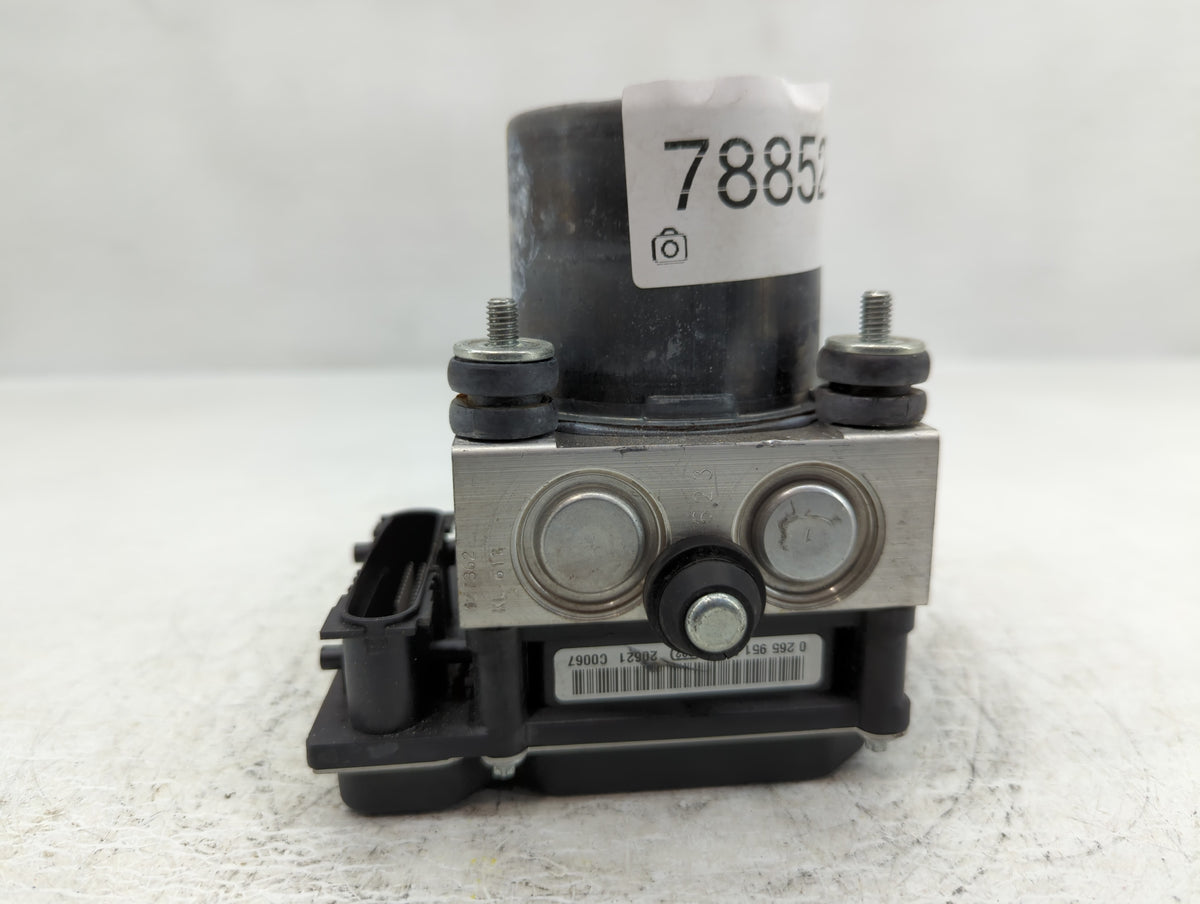 2010-2012 Nissan Versa Anti-Lock Brake ABS Pump Module Actuator OEM P/N:20621 C0067 0 265 951 867 Fits Fits 2010 2011 2012 O