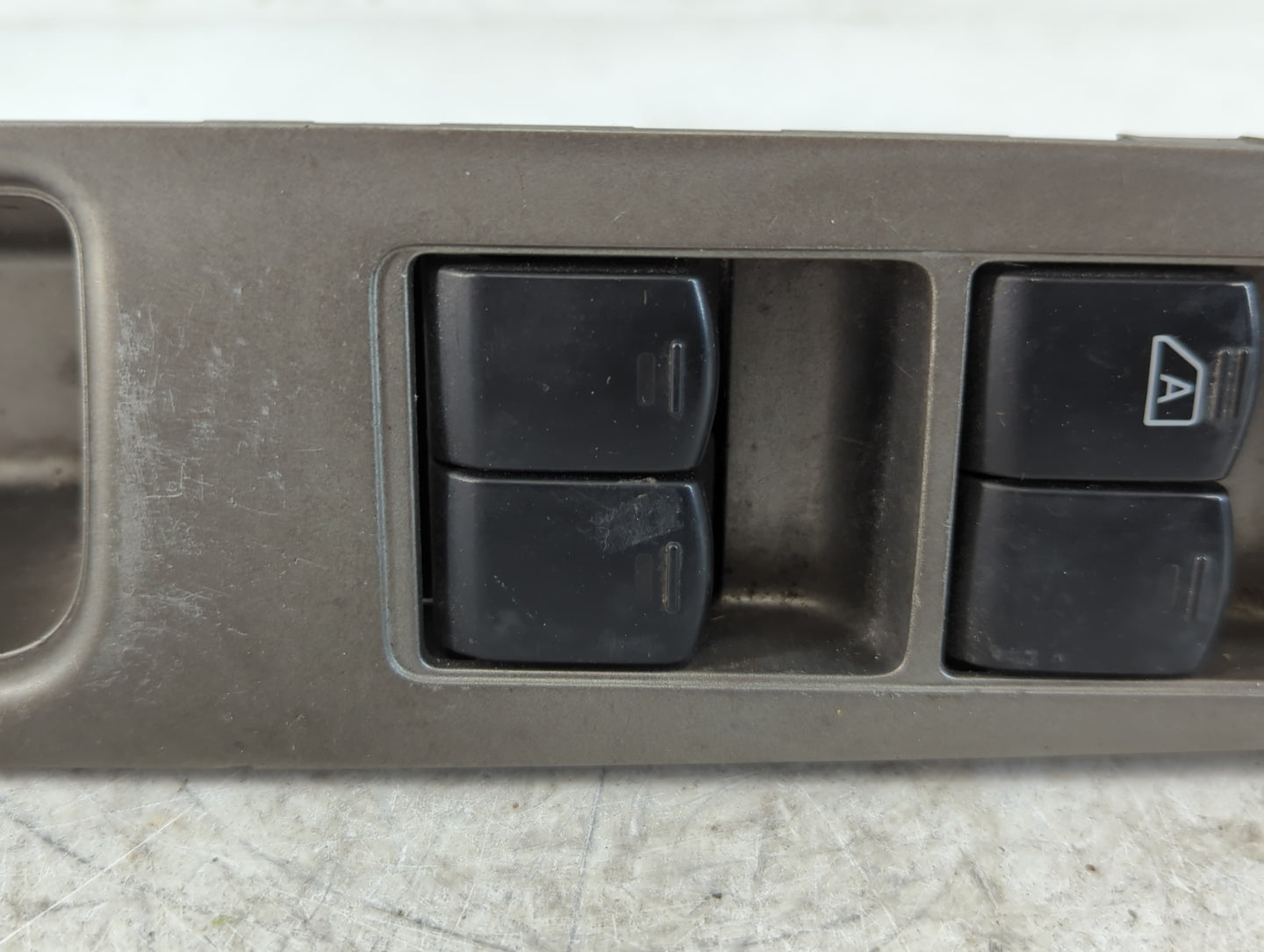 2010-2012 Nissan Versa Master Power Window Switch Replacement Driver Side Left Fits Fits 2010 2011 2012 OEM Used Auto Parts 