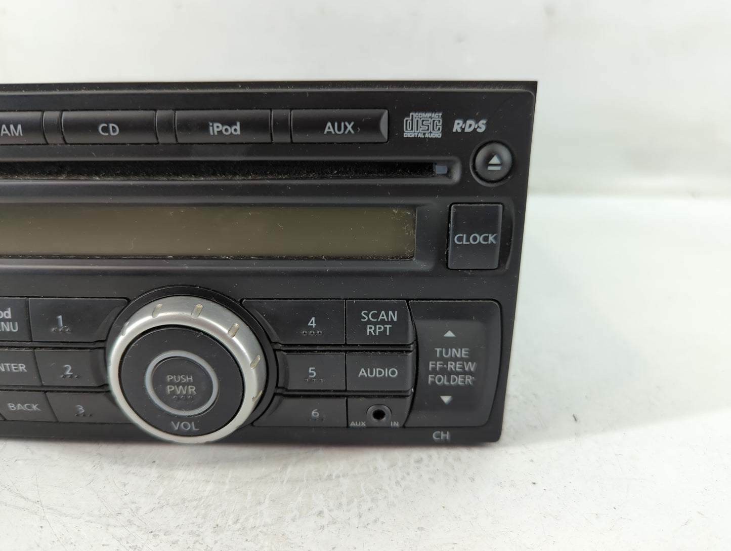 2012-2013 Nissan Versa Radio AM FM Cd Player Receiver Replacement P/N:28185 3AN1A Fits Fits 2012 2013 OEM Used Auto Parts - 