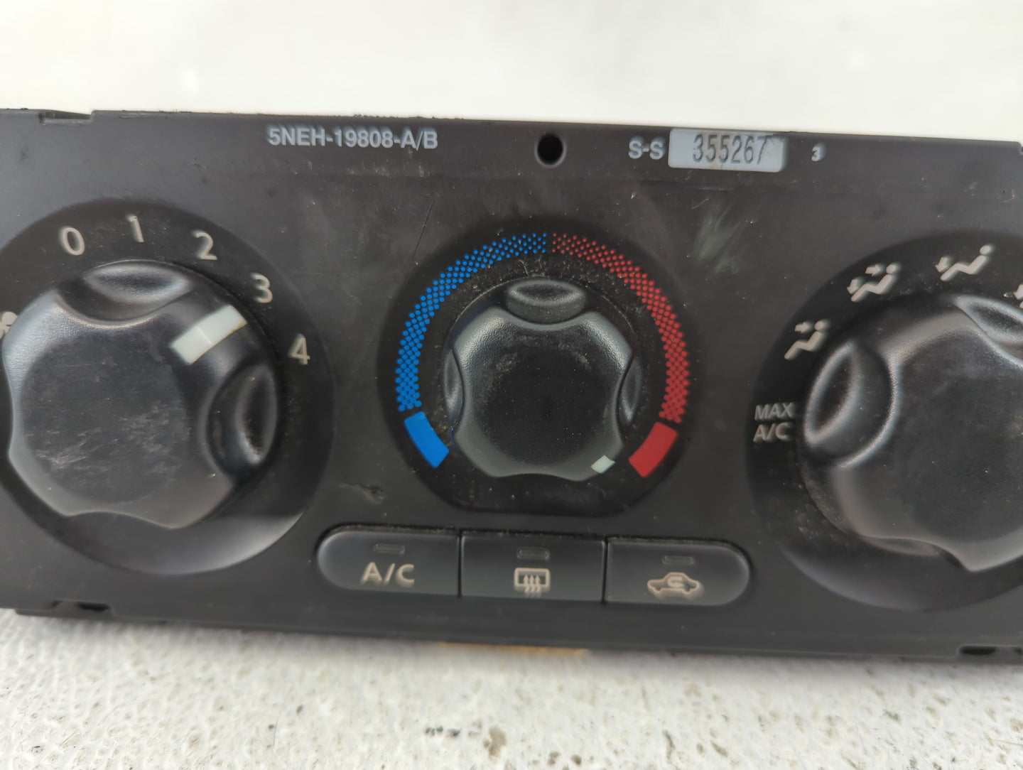 2010-2012 Nissan Xterra Climate Control Module Temperature AC/Heater Replacement P/N:27510 0CA0A Fits Fits 2010 2011 2012 OE